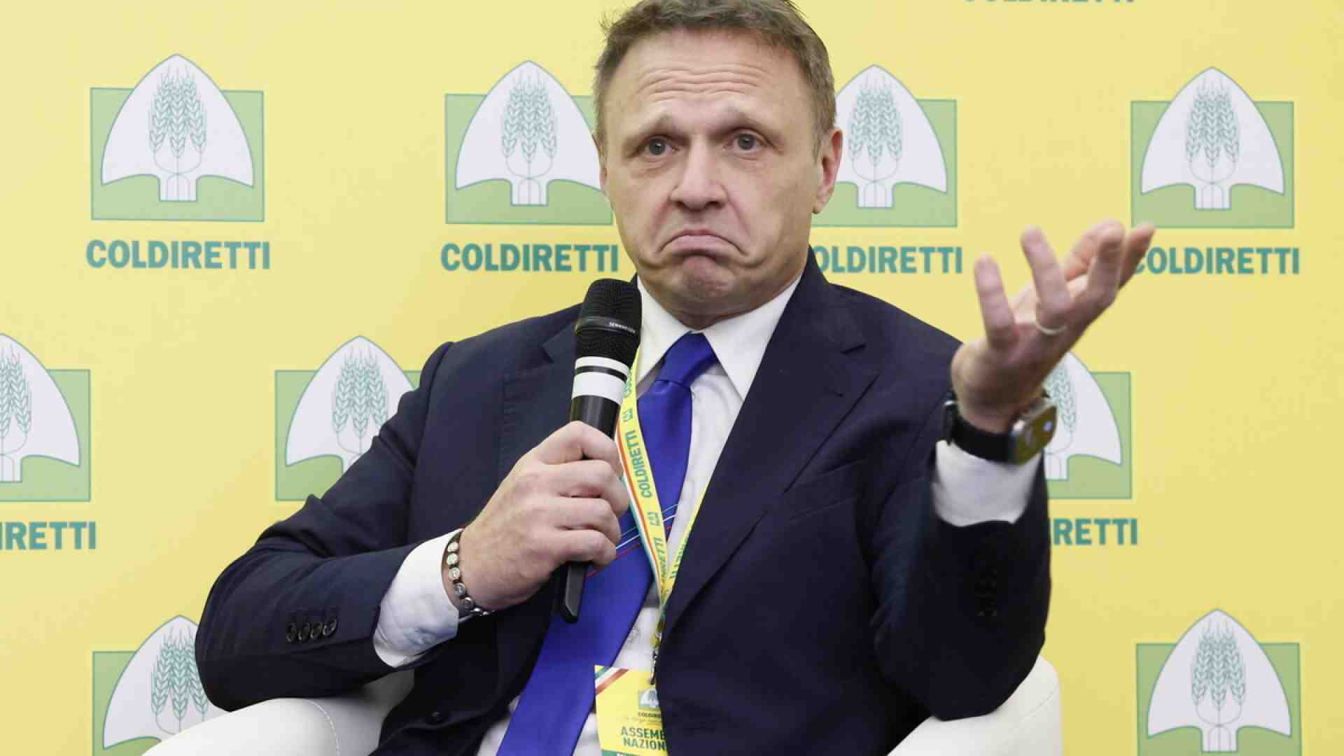 Immagine di Le ultime promozioni di Lollobrigida. Da collaboratori a dirigenti. Il ministero esplode