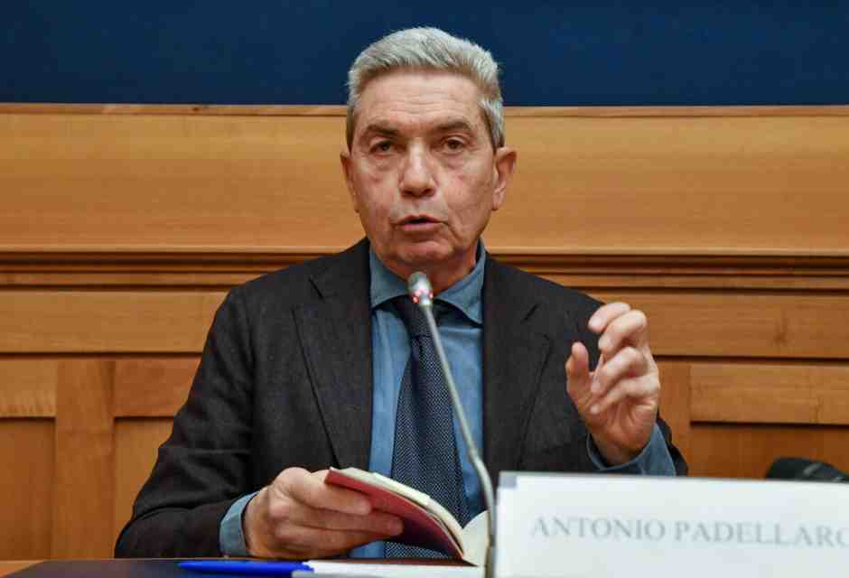 "Meloni, attenta: serve più attenzione per la stampa. Ma rievocare l'editto bulgaro fa ridere", ci dice Padellaro