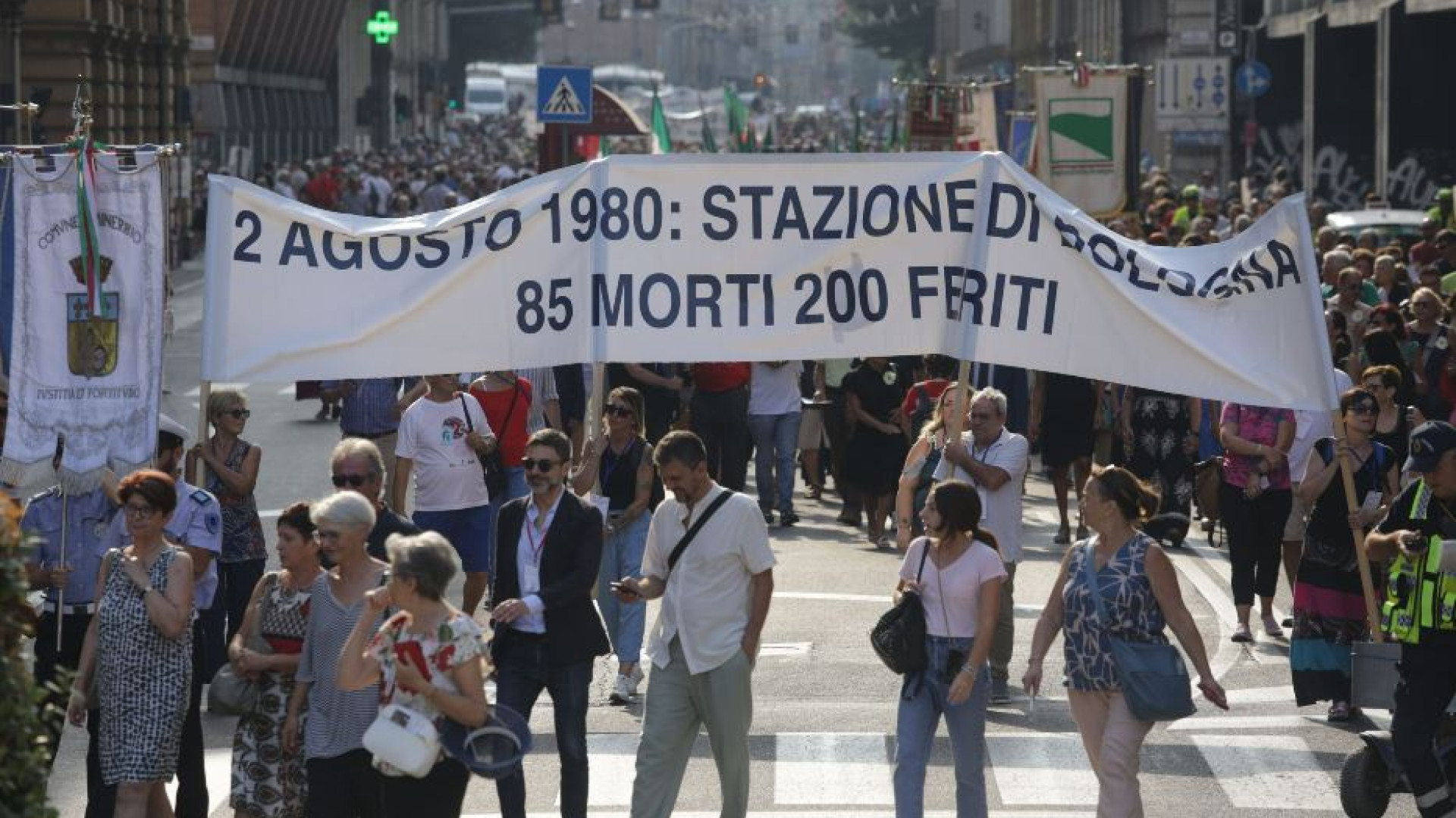 Immagine di L'amaro scontro tra i familiari delle vittime di Bologna e il governo