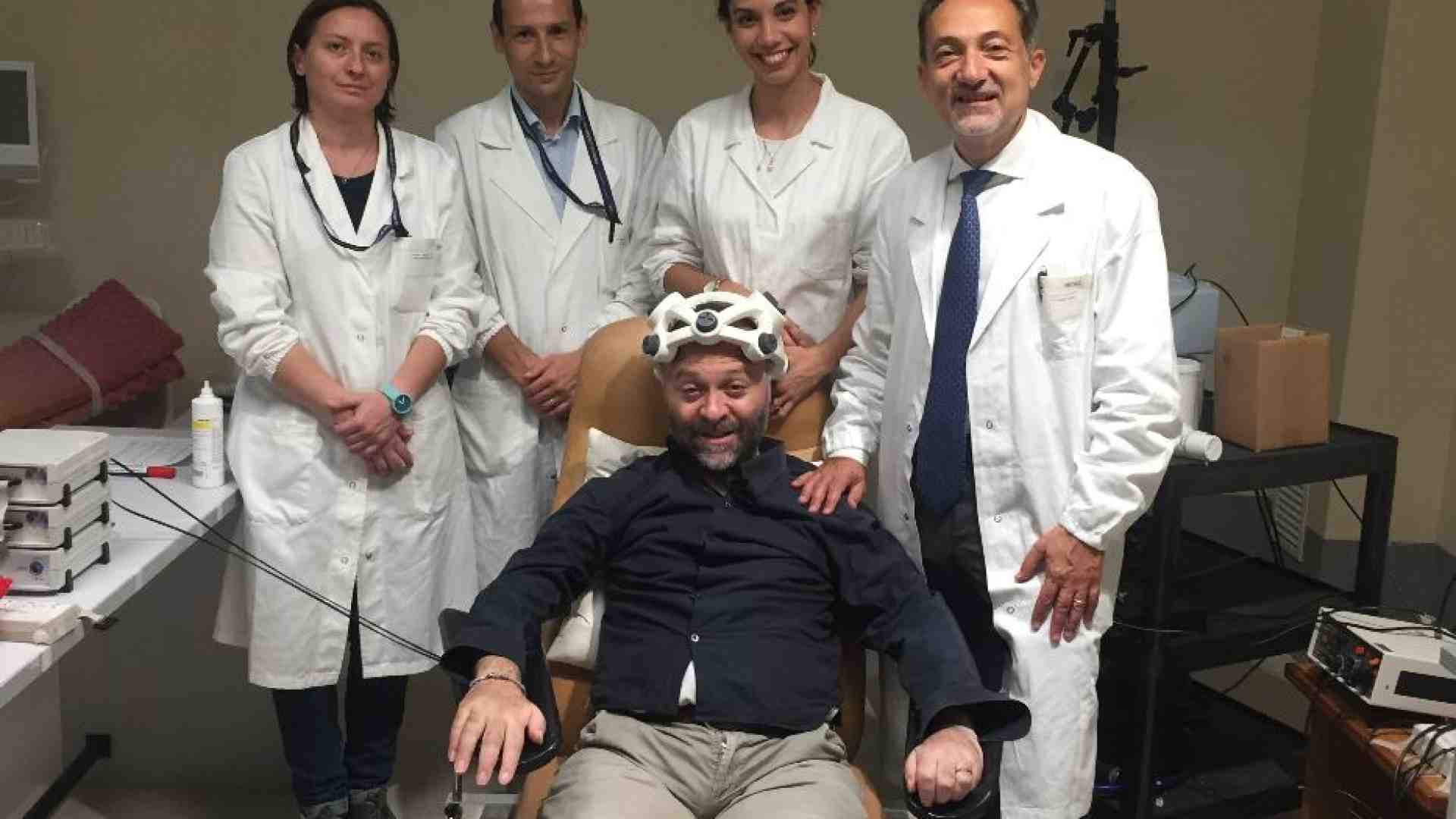 Immagine di Funziona il trattamento italiano che “frena” la Sla con i campi magnetici