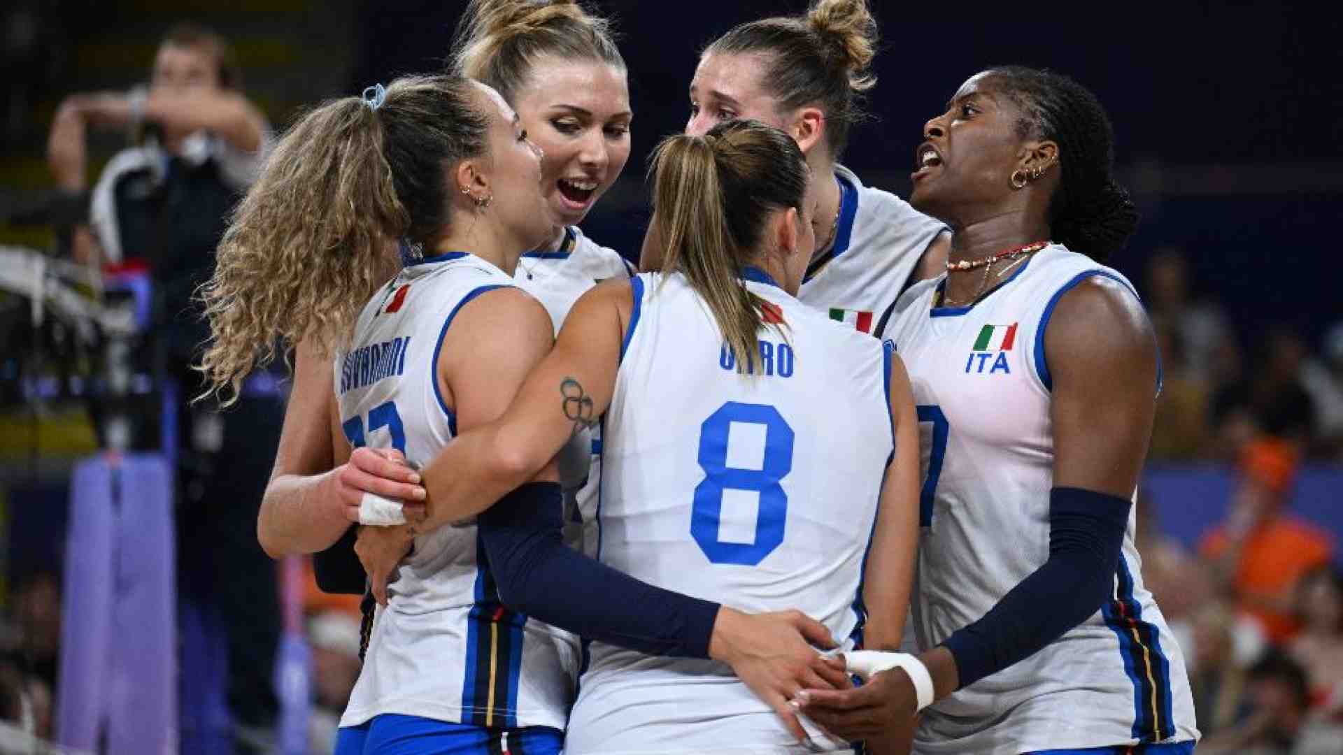 Immagine di Volley e pallanuoto: l'Italia ai Giochi sta facendo squadra
