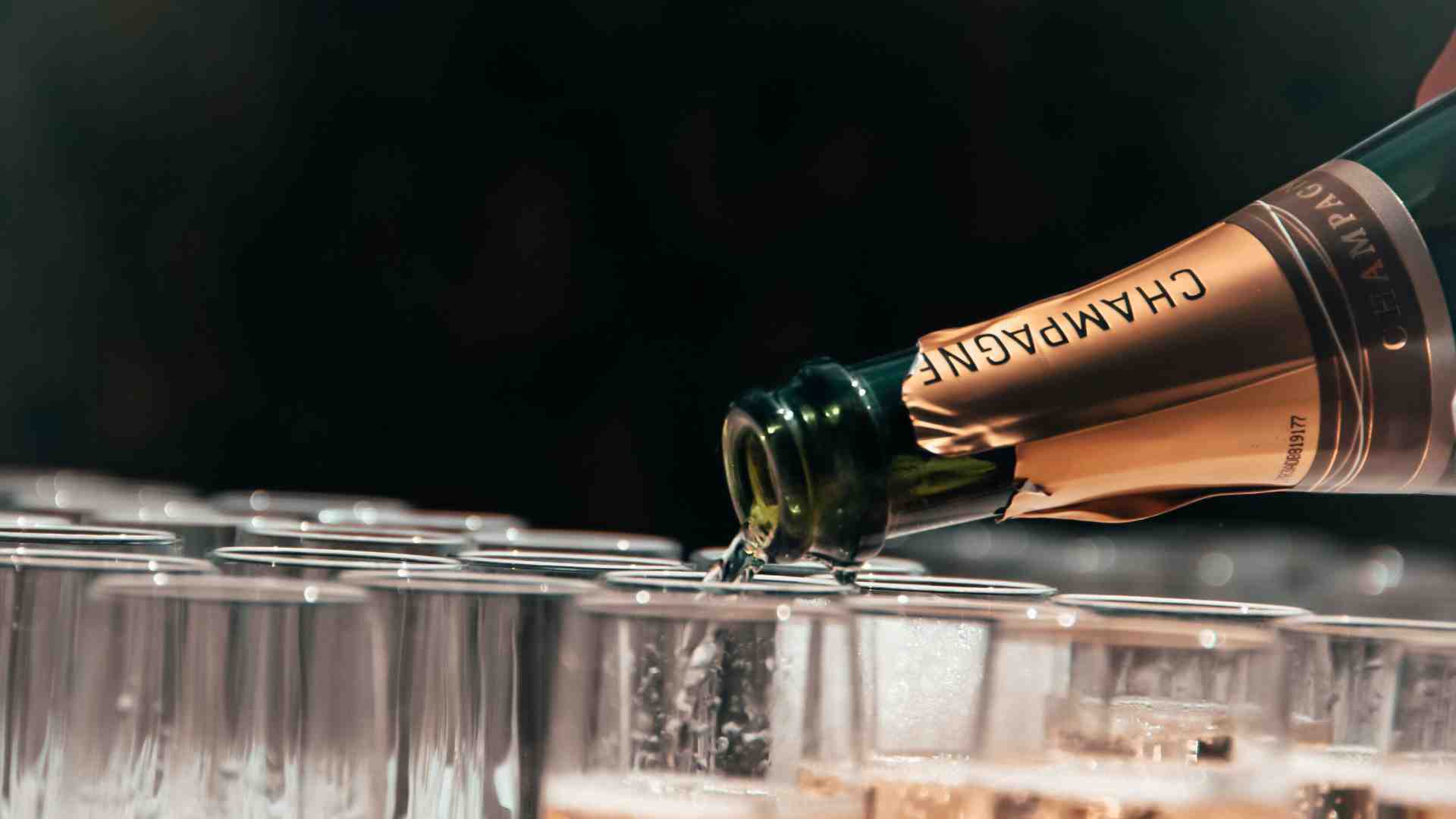 Immagine di Eliminare le bucce dal mosto significa castrare i grappoli d'uva