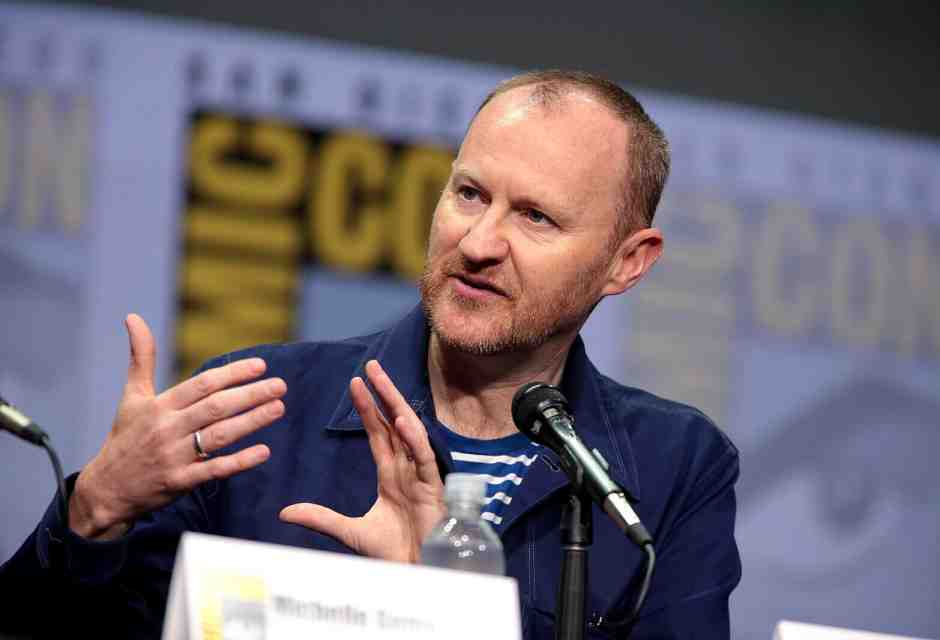 Aspettando un nuovo “Sherlock”, arriva il romanzo spy story di Mark Gatiss