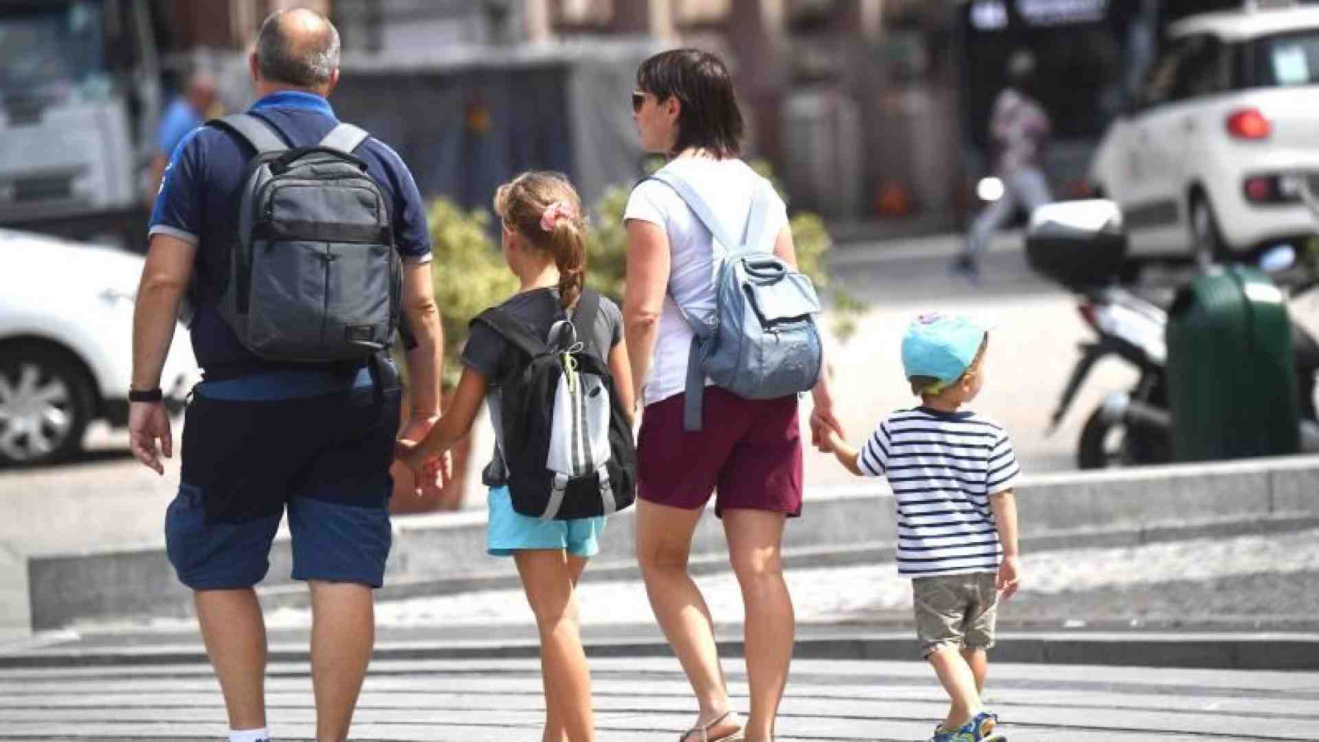 Immagine di Se hai figli la vacanza è un miraggio: troppo cara per una famiglia su tre