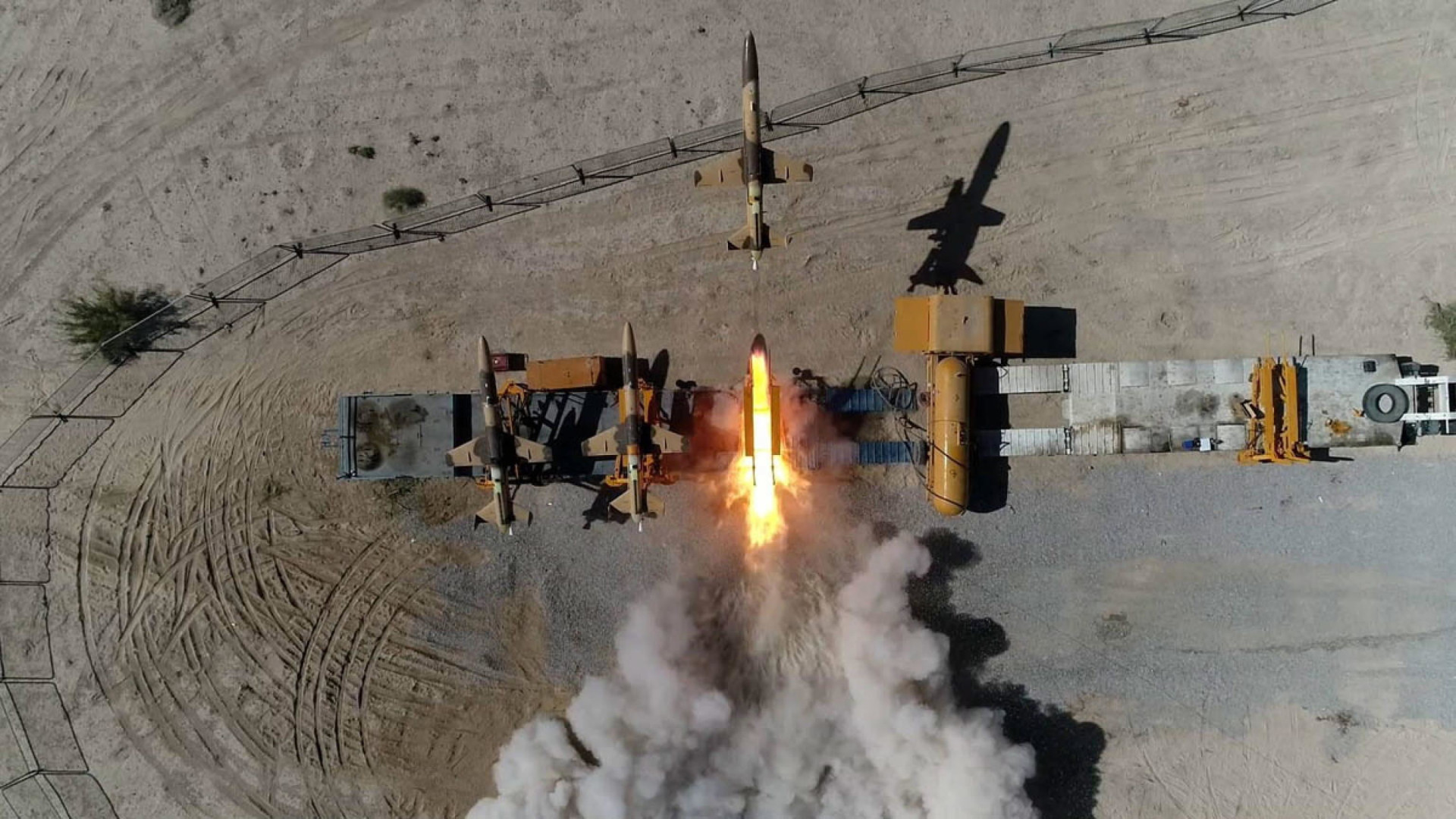 Immagine di Tra minacce e ambiguità si prepara una guerra dagli esiti imprevedibili