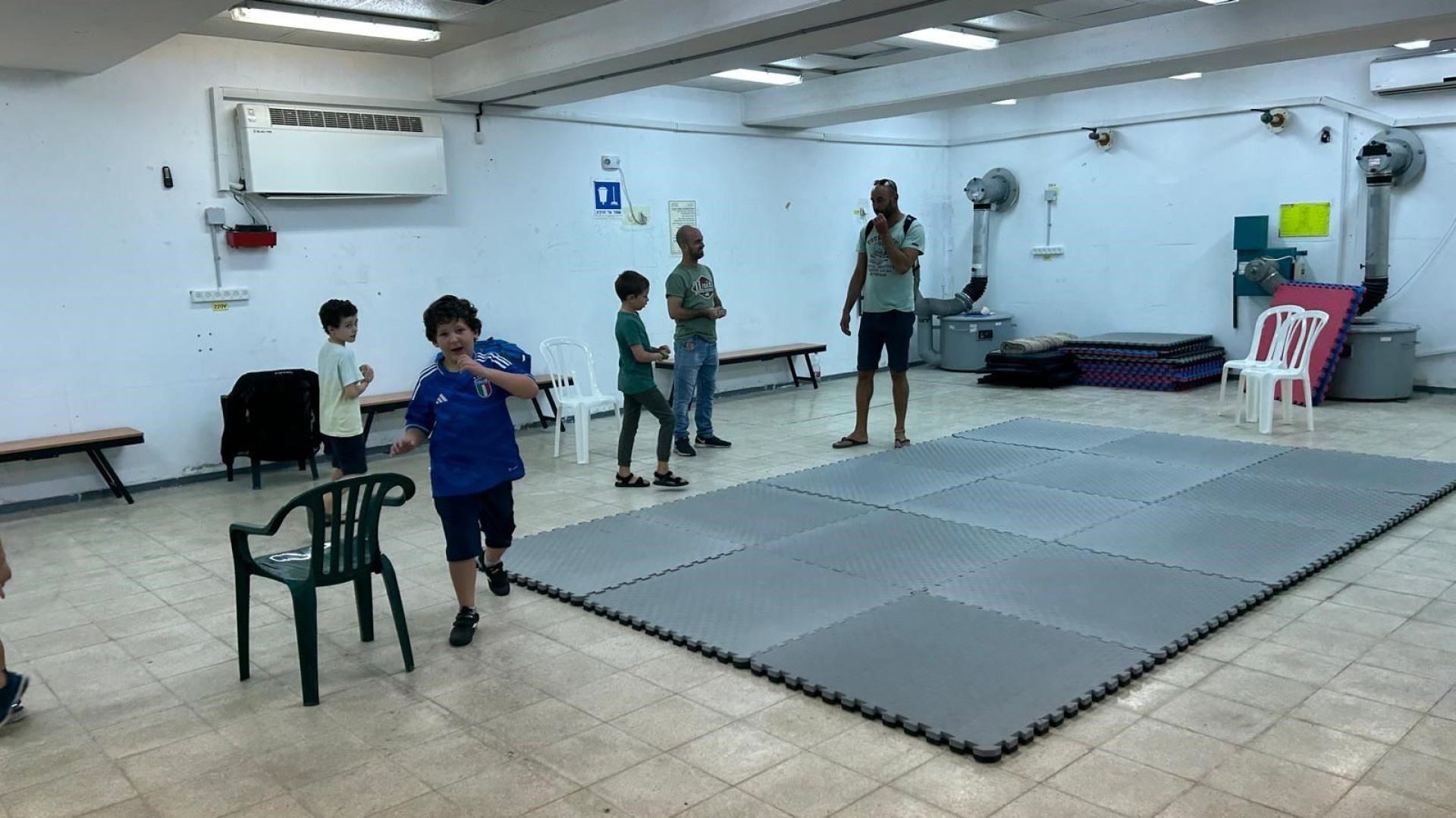 Immagine di L'attesa dell'attacco dall'Iran: gli israeliani preparano i rifugi