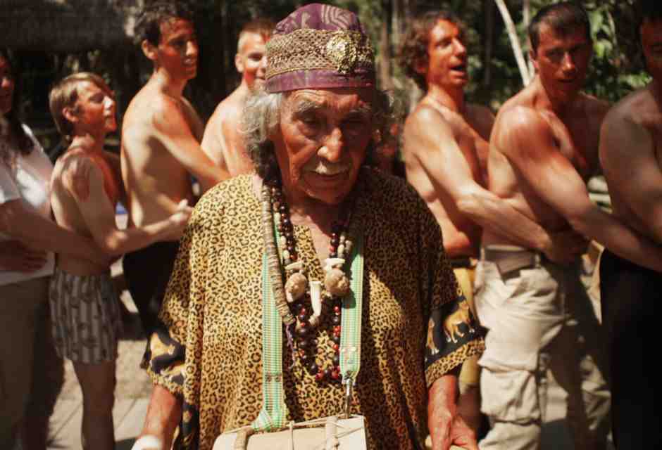 Un fotogramma dal documentario &ldquo;Gringo Shamans&rdquo; di Micaela Saxer e Quentin Andre&nbsp;<br />