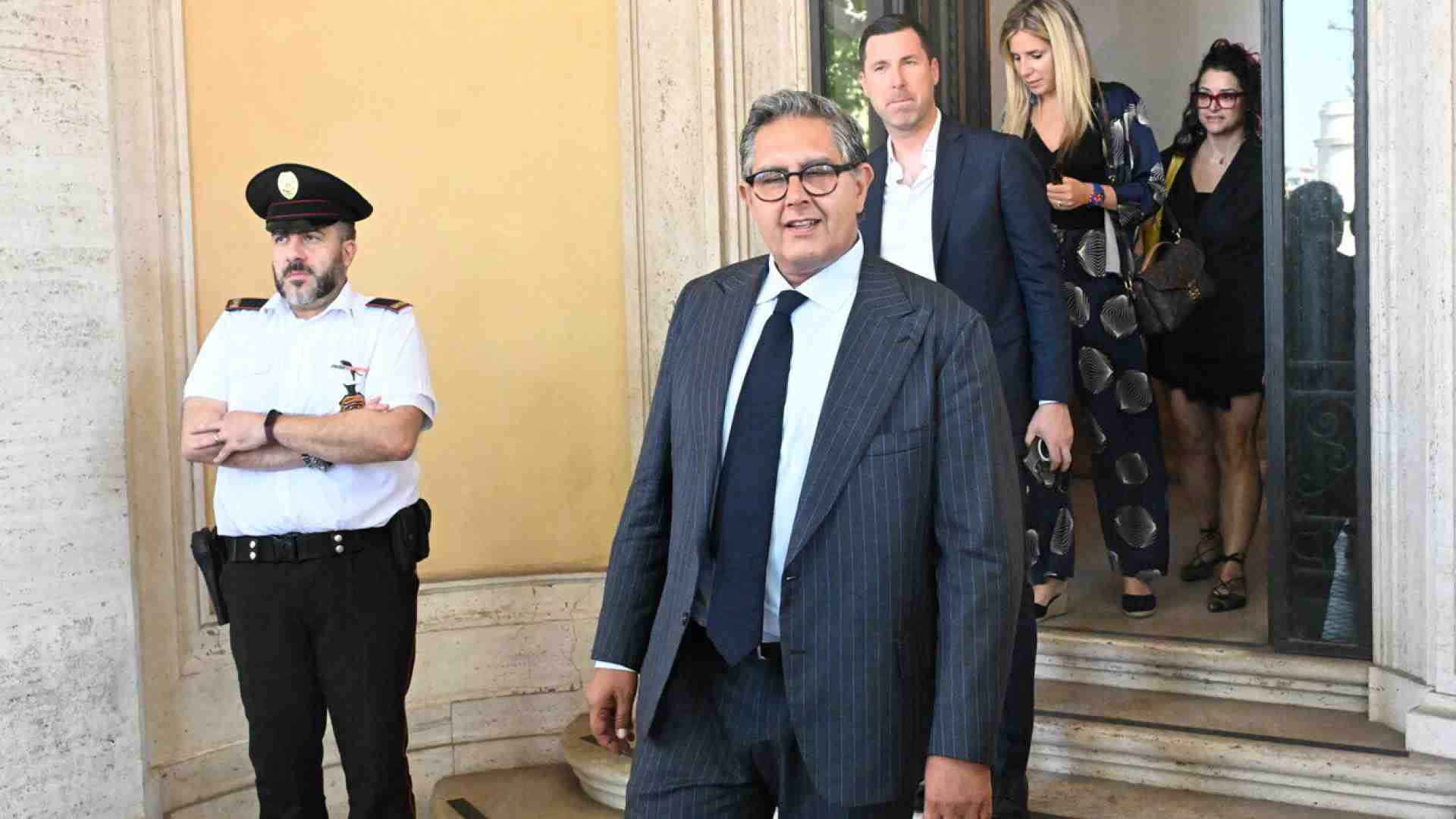 Immagine di Un Toti a Roma. Fa visita agli alleati. Ma lo scouting per il successore non decolla. Ipotesi Bagnasco (FI)