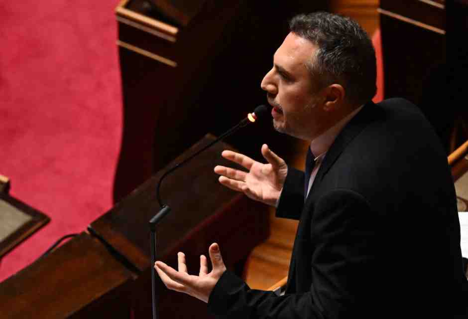 Conte perde pezzi: il grillino Trevisi passa con i berlusconiani
