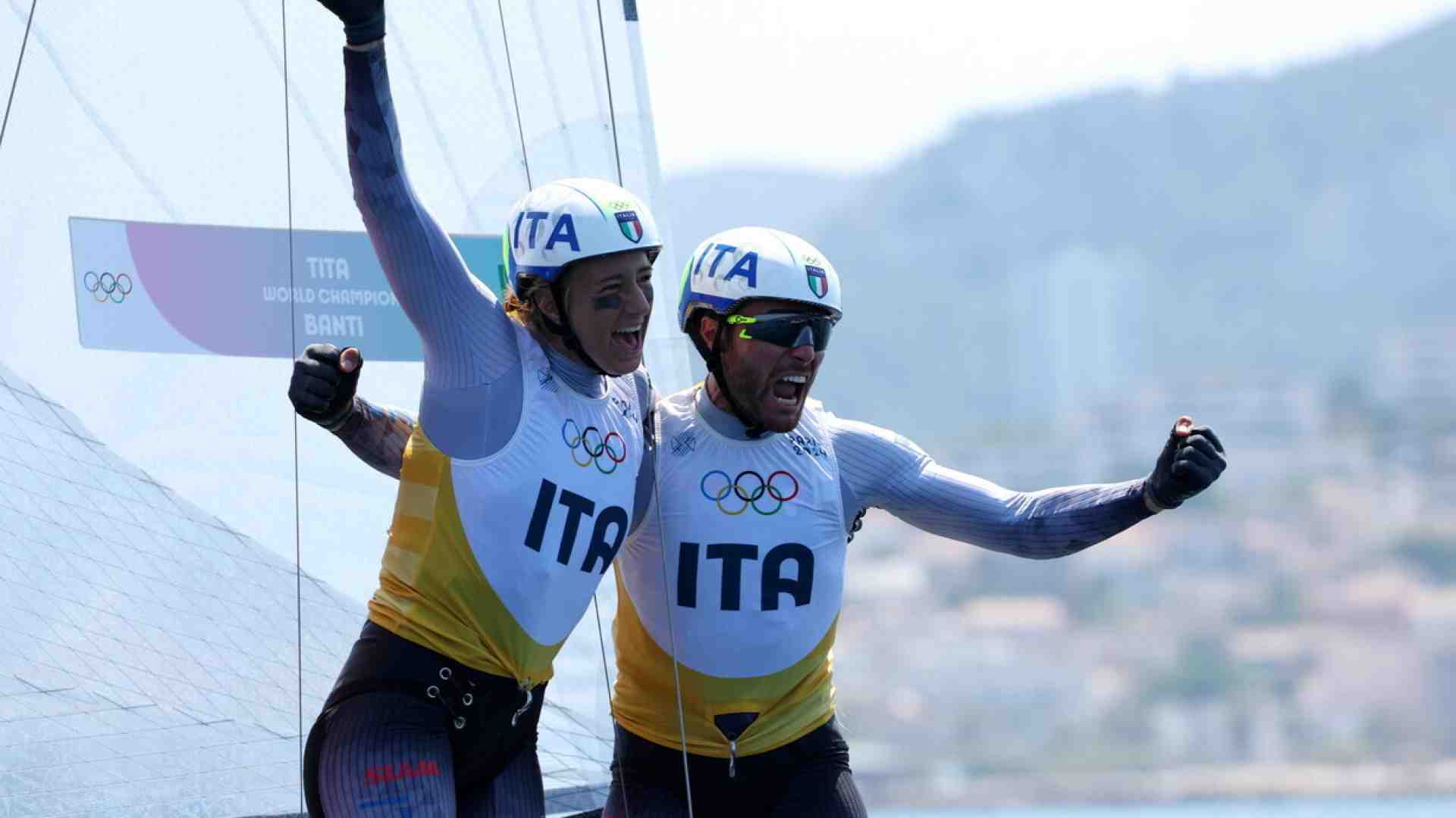 Immagine di Tita e Banti, la coppia d'oro della vela azzurra entra nella leggenda olimpica