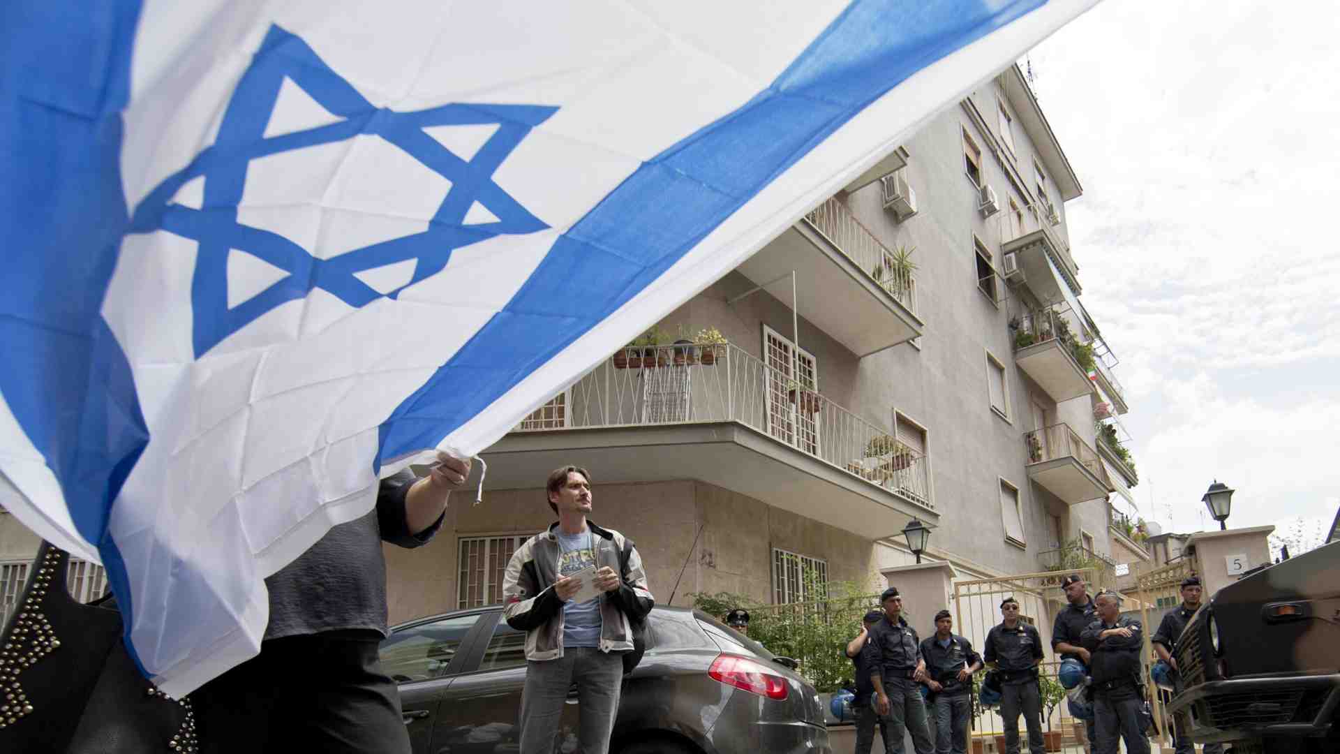 Immagine di Israele ha dunque 77 anni, quasi al secolo