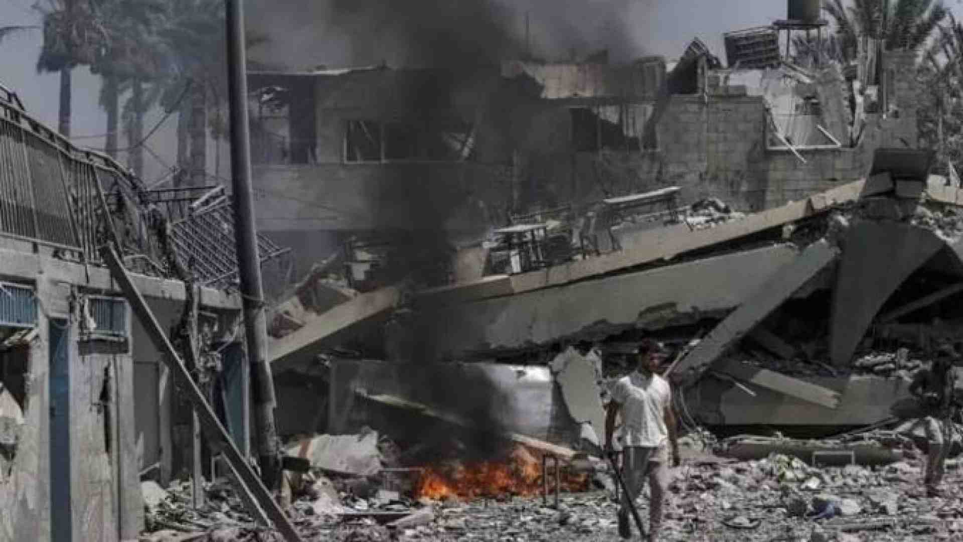 Immagine di Agguato sull’accordo a Gaza: 93 morti nella scuola dei profughi