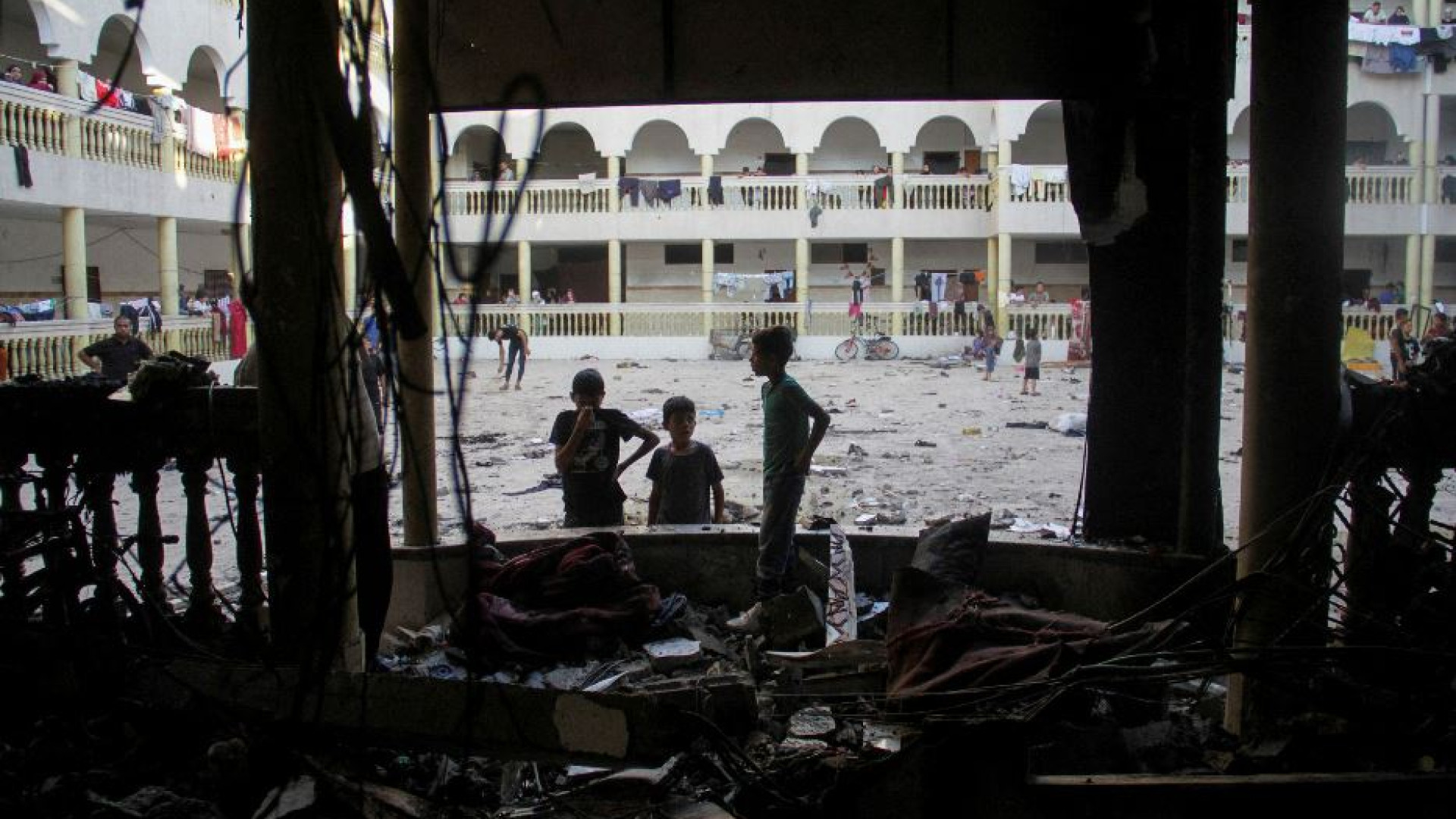Immagine di Raid israeliano su una scuola fa 93 morti, ma per l'Idf era un centro di Hamas