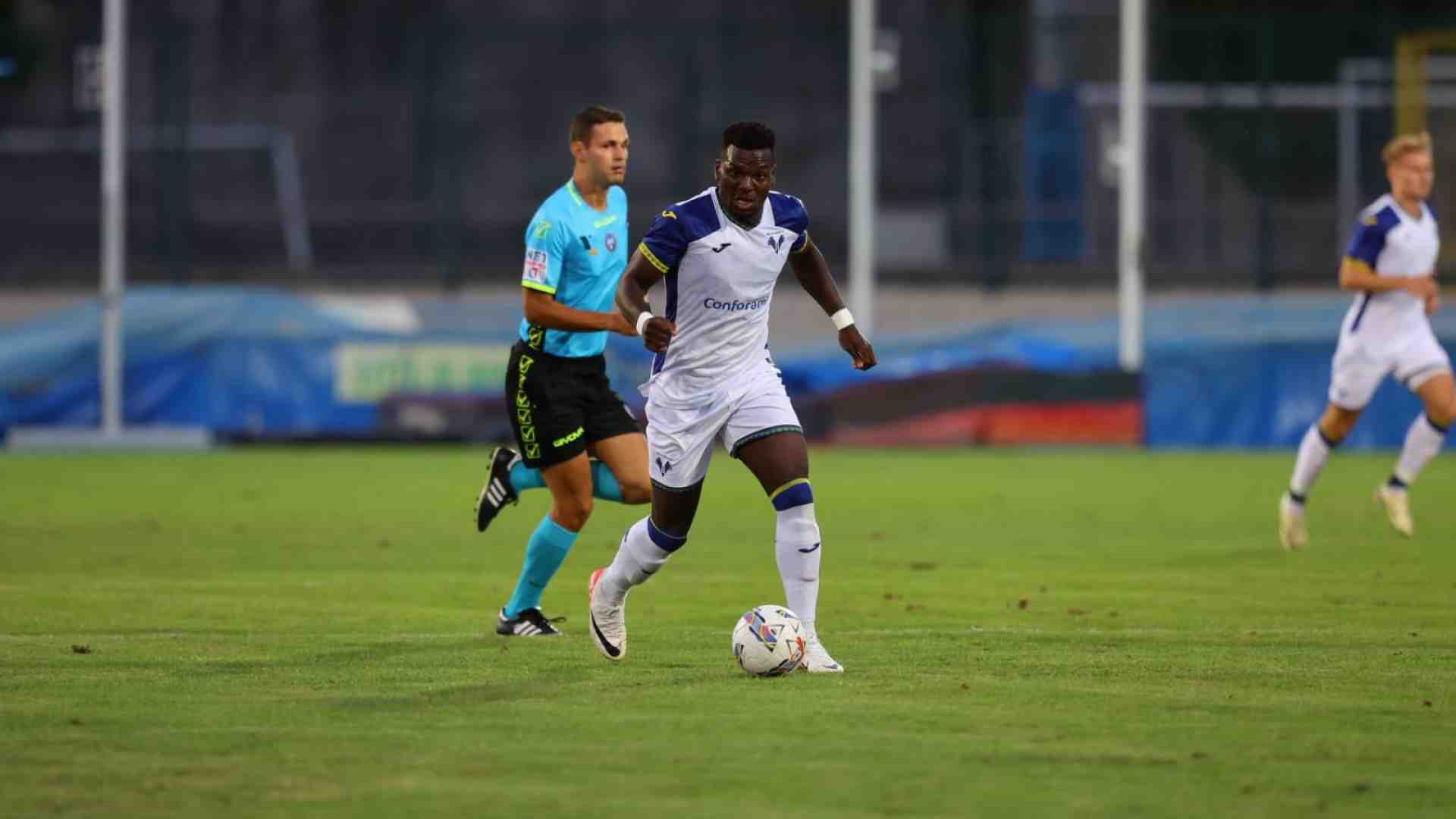 Immagine di Subito fuori l'Hellas di Coppa. Vince il Cesena 2-1