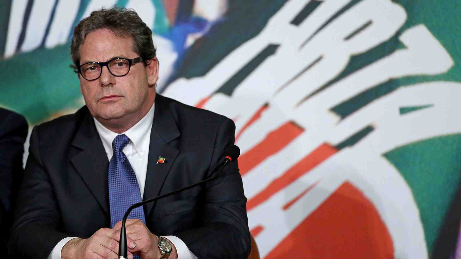 Immagine di Gianfranco Miccichè lascia Forza Italia. Aveva fondato il partito insieme a Berlusconi