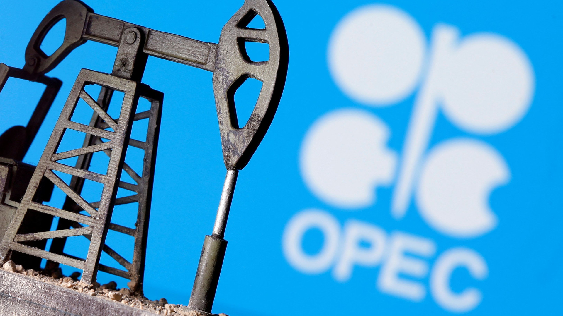 Immagine di La Cina indebolisce anche il petrolio: stime al ribasso sul consumo globale