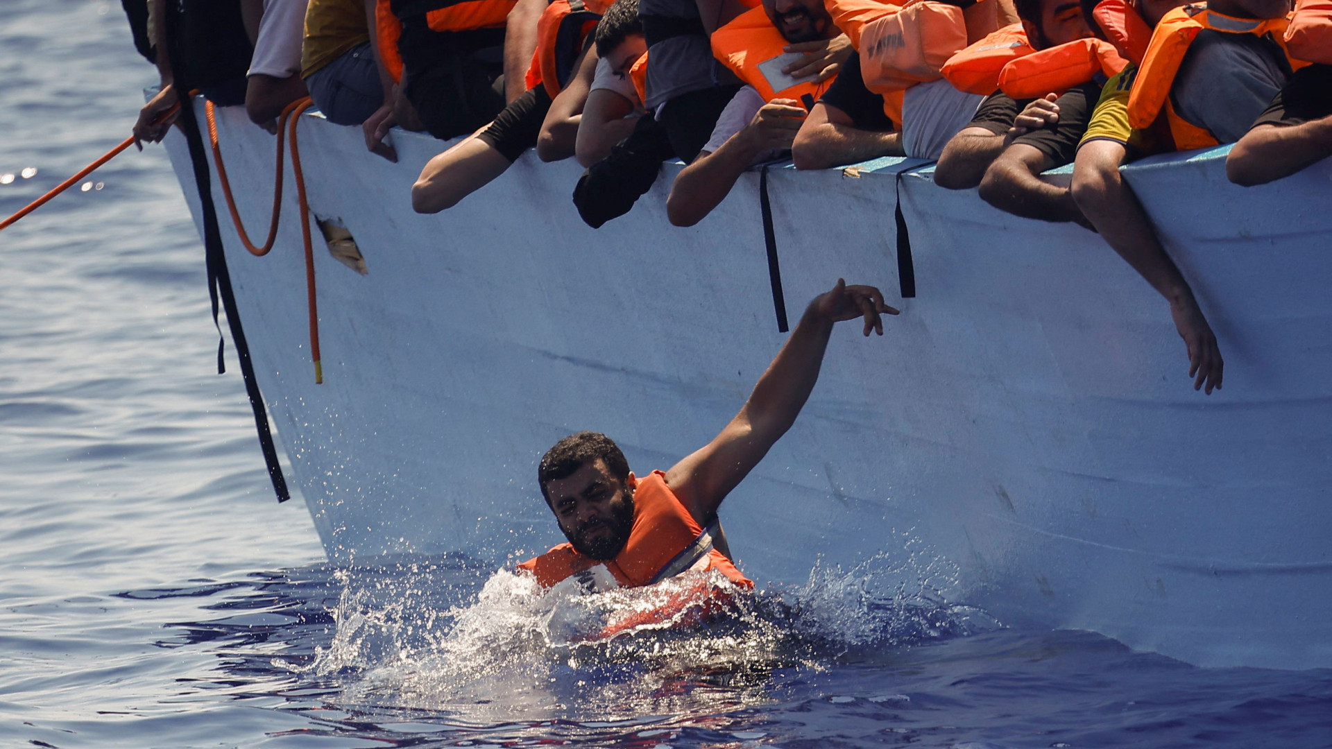Immagine di Allarmi inascoltati e sbarchi selettivi: caos in mare
