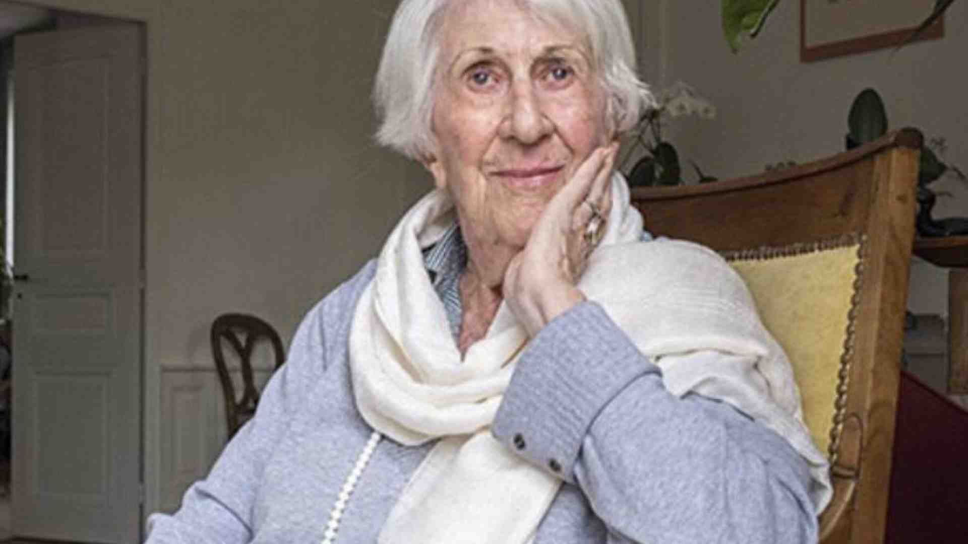 Immagine di È morta a 101 anni la scrittrice francese Annick de Souzenelle