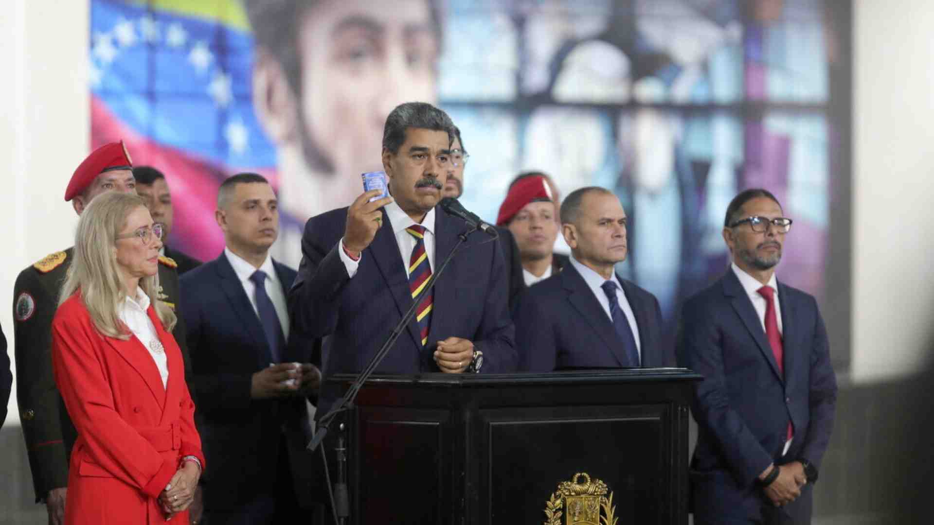 Immagine di Lo scontro tra Maduro e le opposizioni in Venezuela