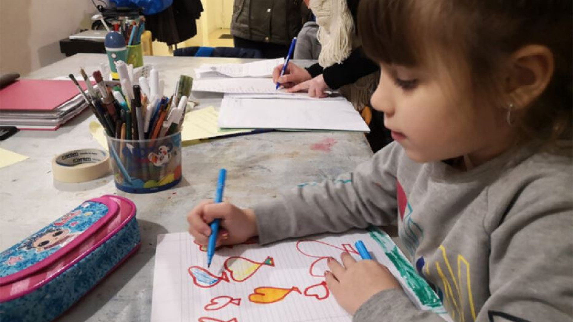 Immagine di Per i bambini più poveri quaderni e matite nascono sull'albero