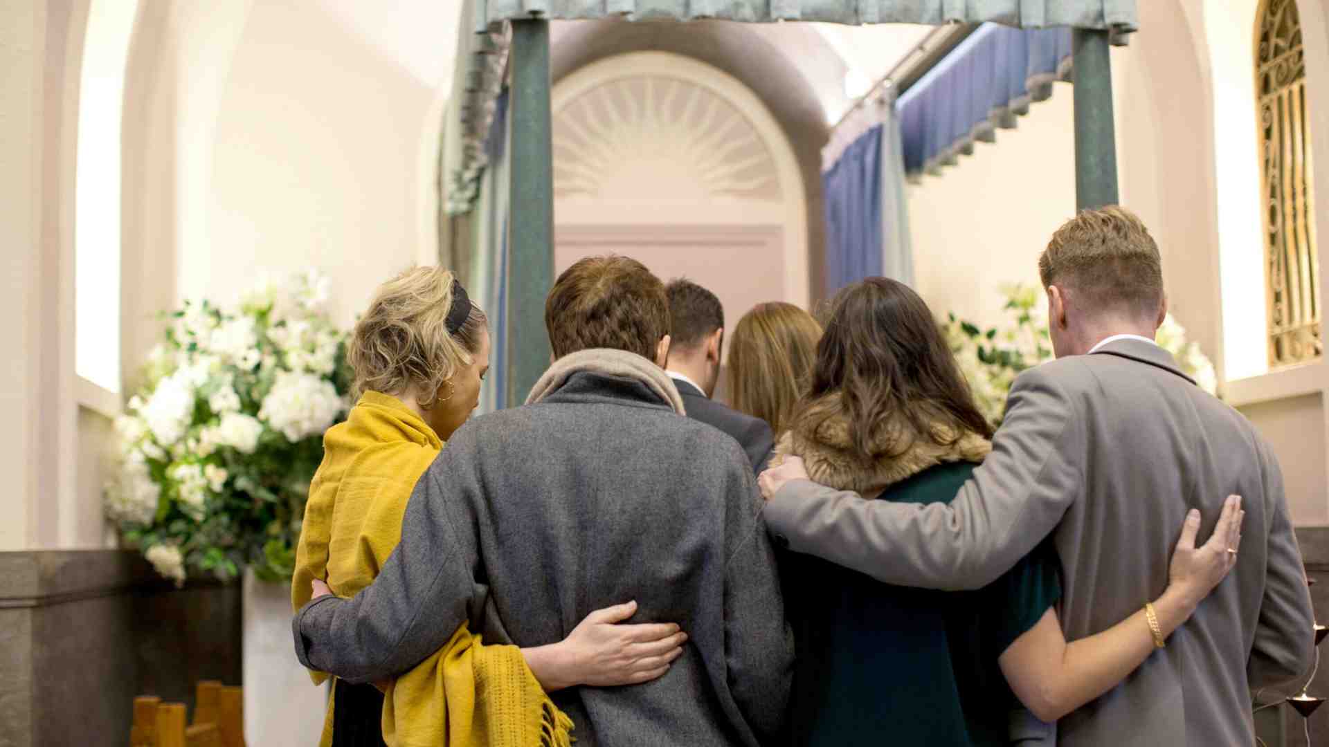 Immagine di La gran confusione dei necrologi social