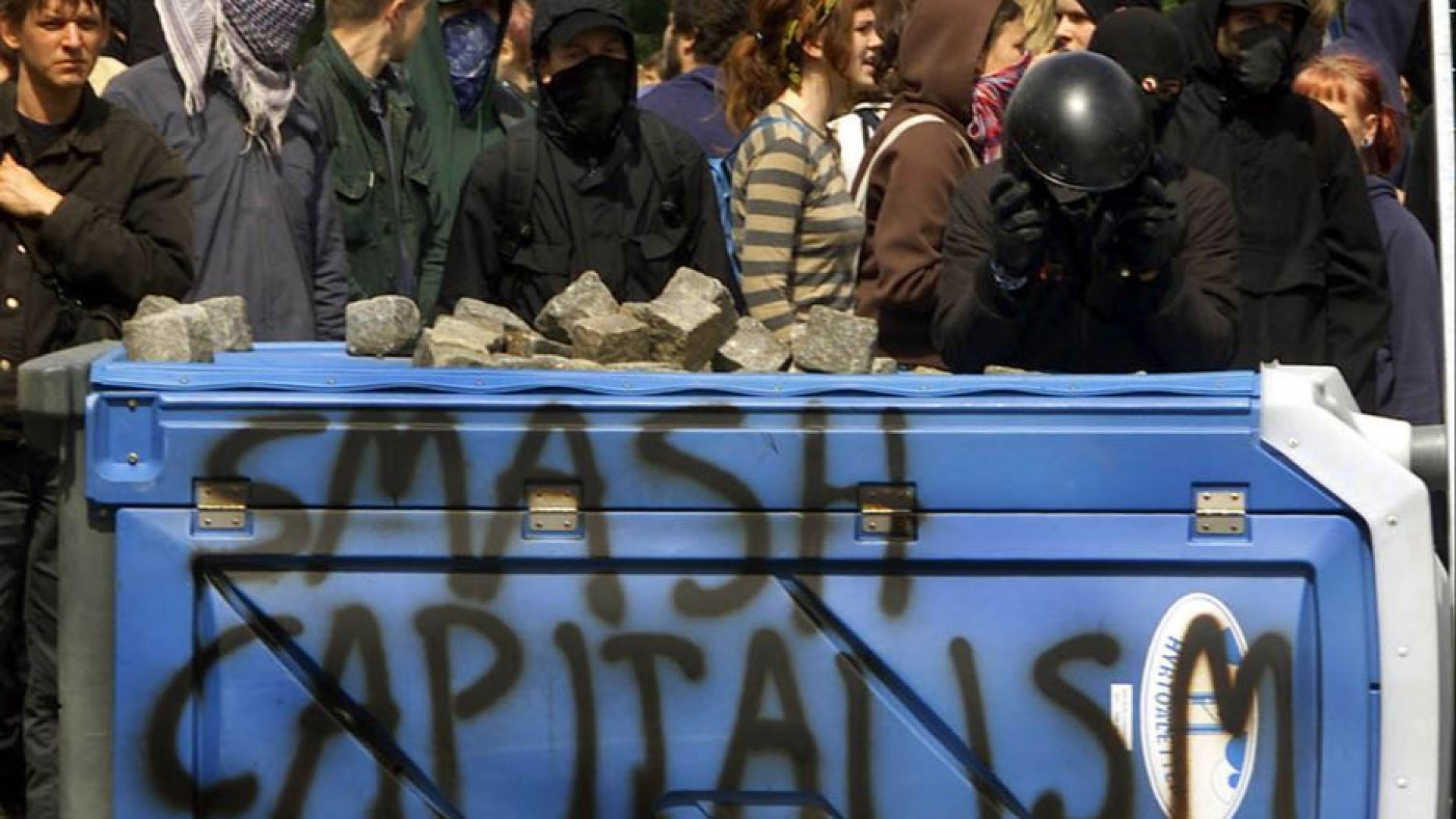 Immagine di Oltre il dio mercato. Qualche spunto per ripensare l'economia planetaria