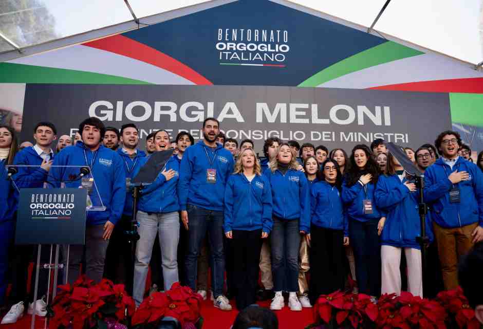 La strana giustizia di Fratelli d'Italia: insabbiati i casi Pozzolo e Gioventù nazionale