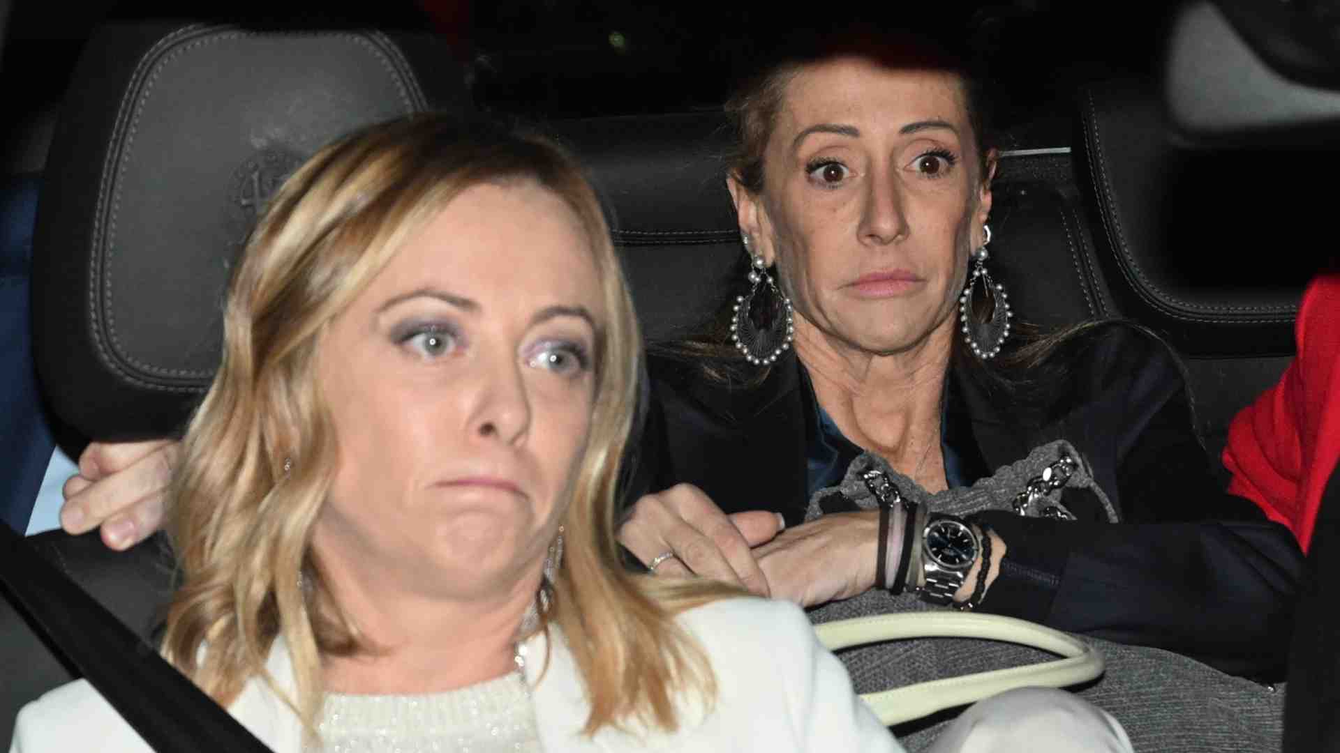 Immagine di L'ira della premier: vogliono indagare mia sorella