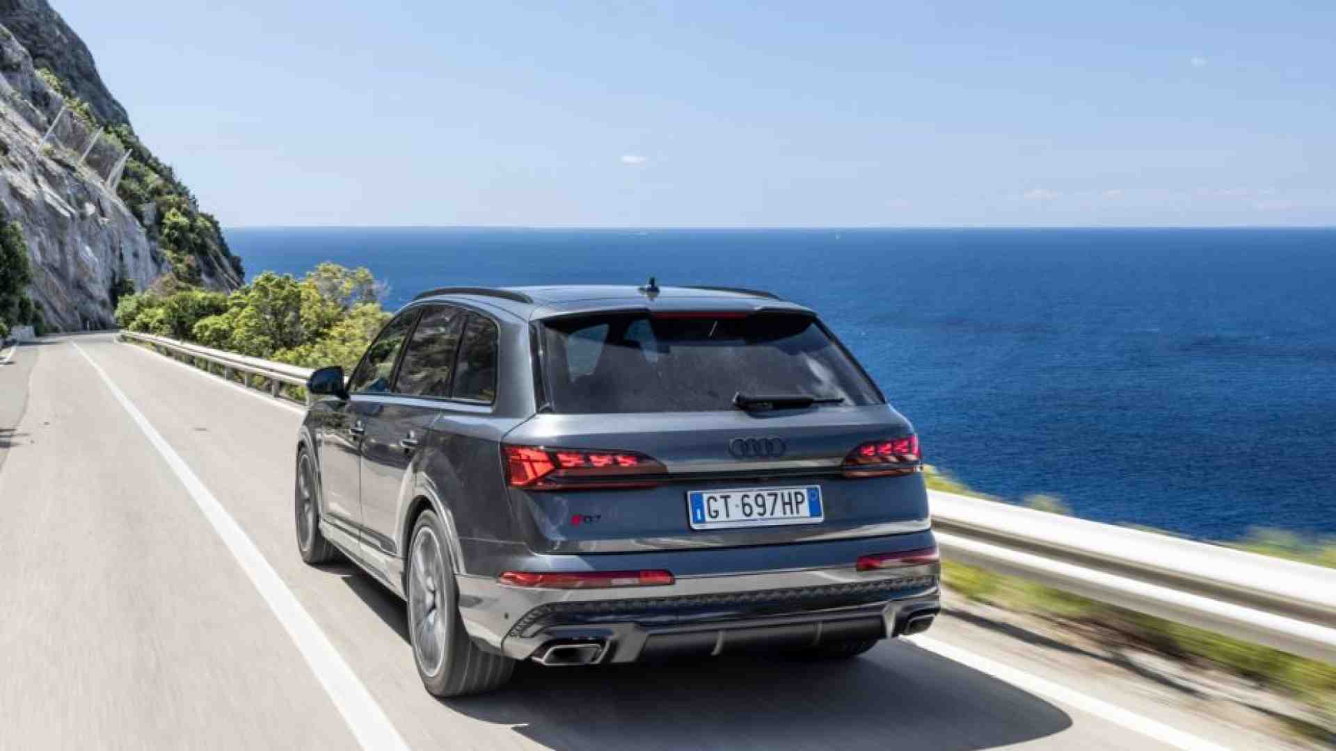Immagine di Audi Q7, la grande stradista è diventata maggiorenne