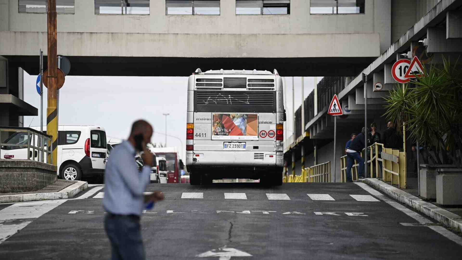 Immagine di A Roma ad agosto di pieno ci sono solo gli autobus (quando passano)