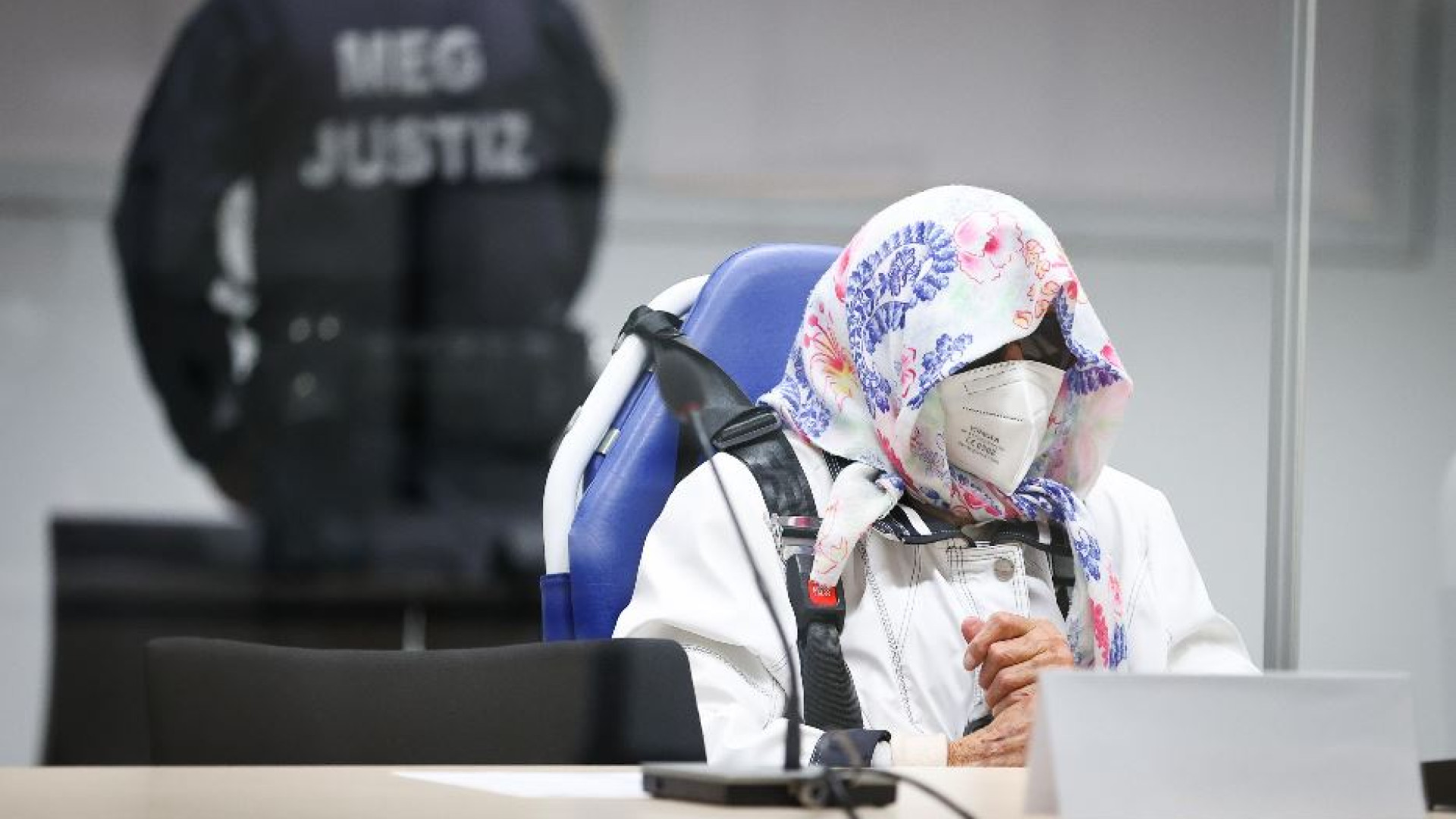 Immagine di L'ultimo processo per i lager in Germania: 2 anni alla segretaria della morte