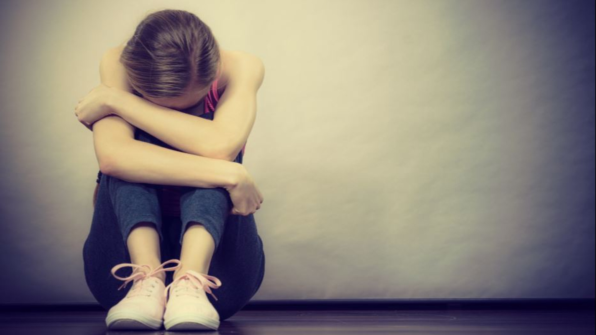 Immagine di Figli che soffrono dentro: i segnali per capire il disagio
