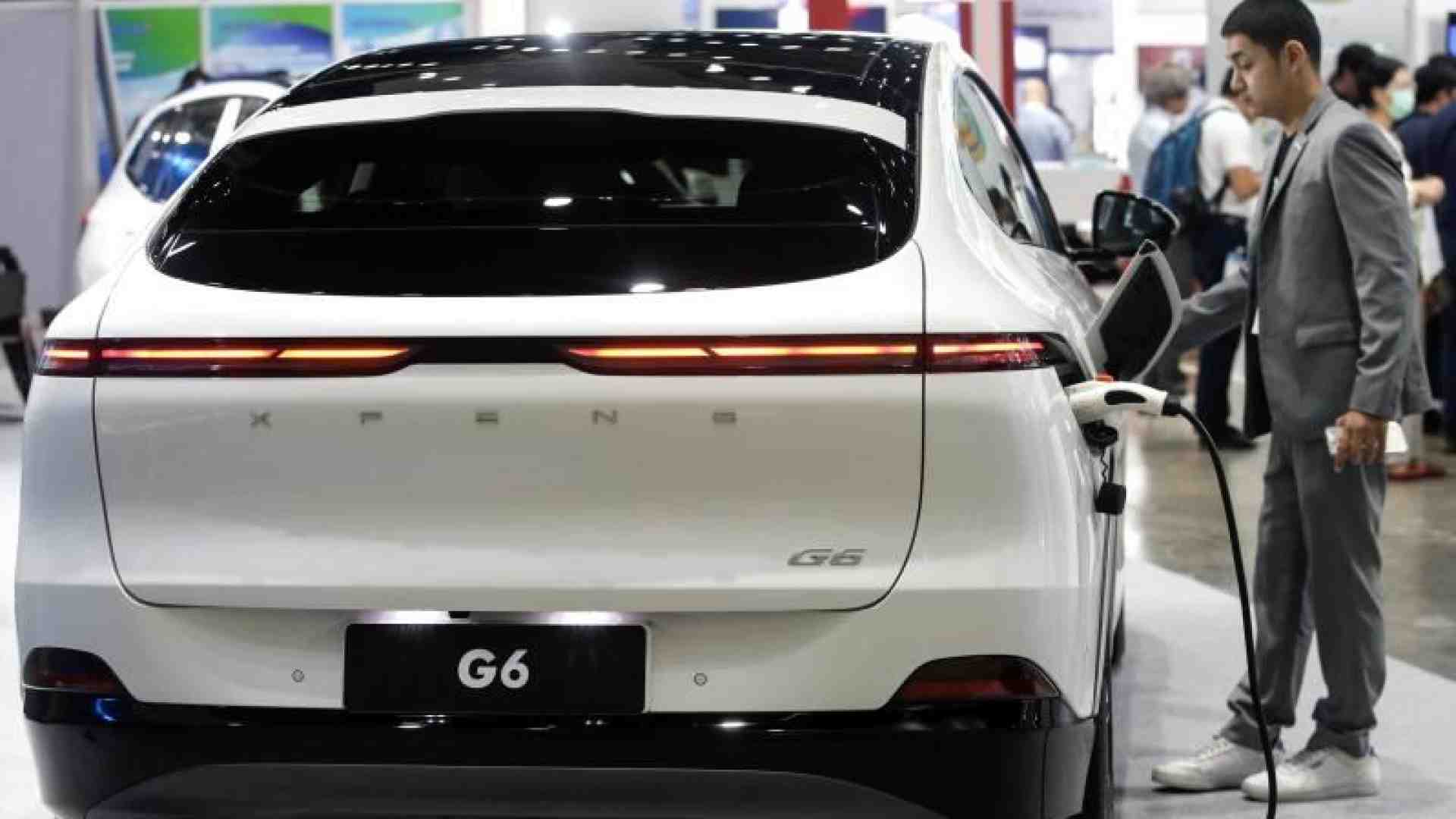 Immagine di Guerra dei dazi: colpita sulle e-auto, Pechino avvia un'indagine sul latte Ue