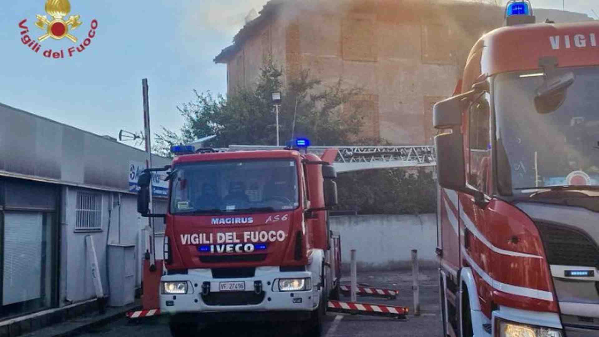 Immagine di I quattro soccorritori ancora in pericolo di vita