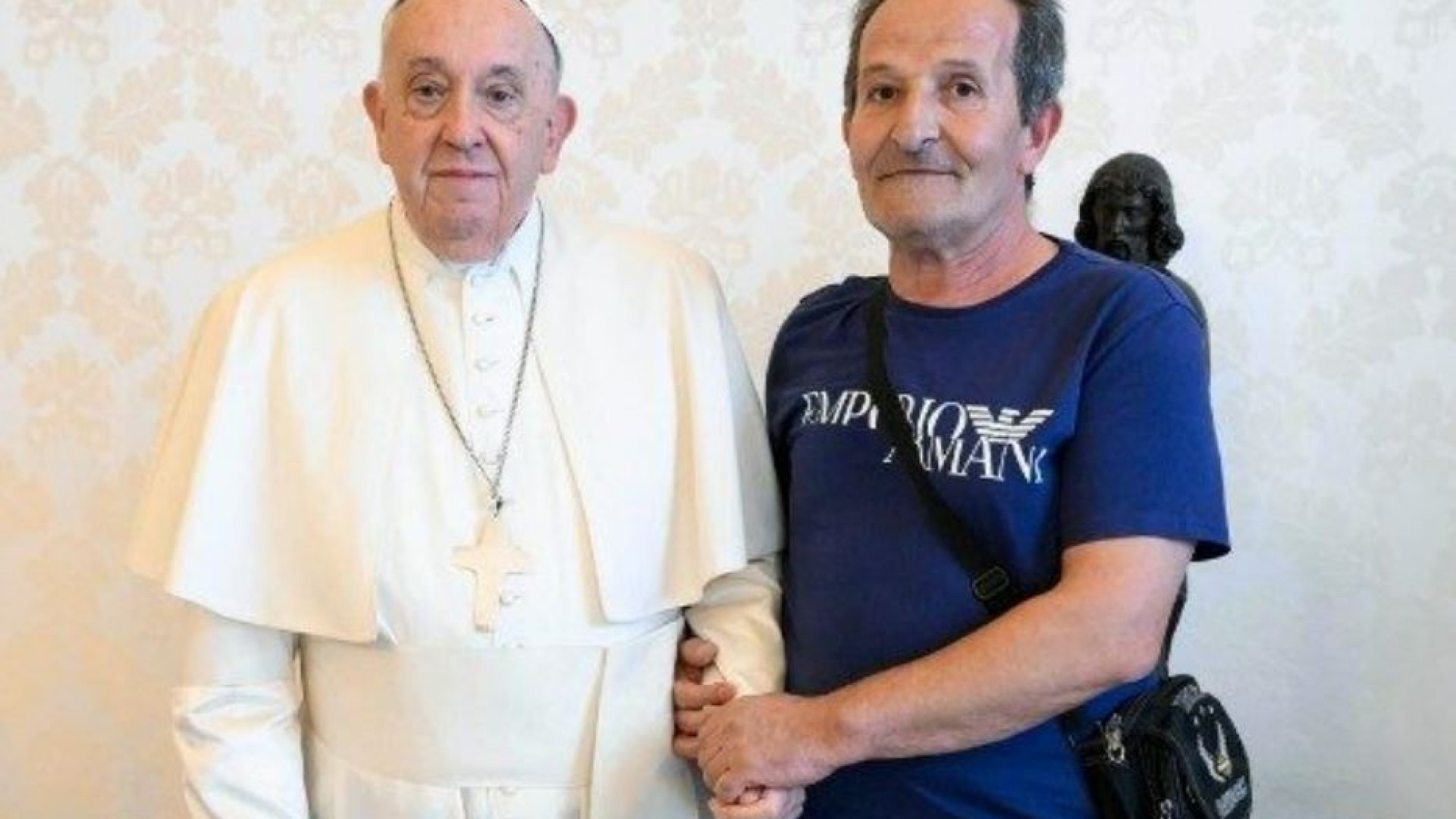 Immagine di Beniamino Zuncheddu dal Papa: «Gli scrivevo dal carcere e lui rispondeva»