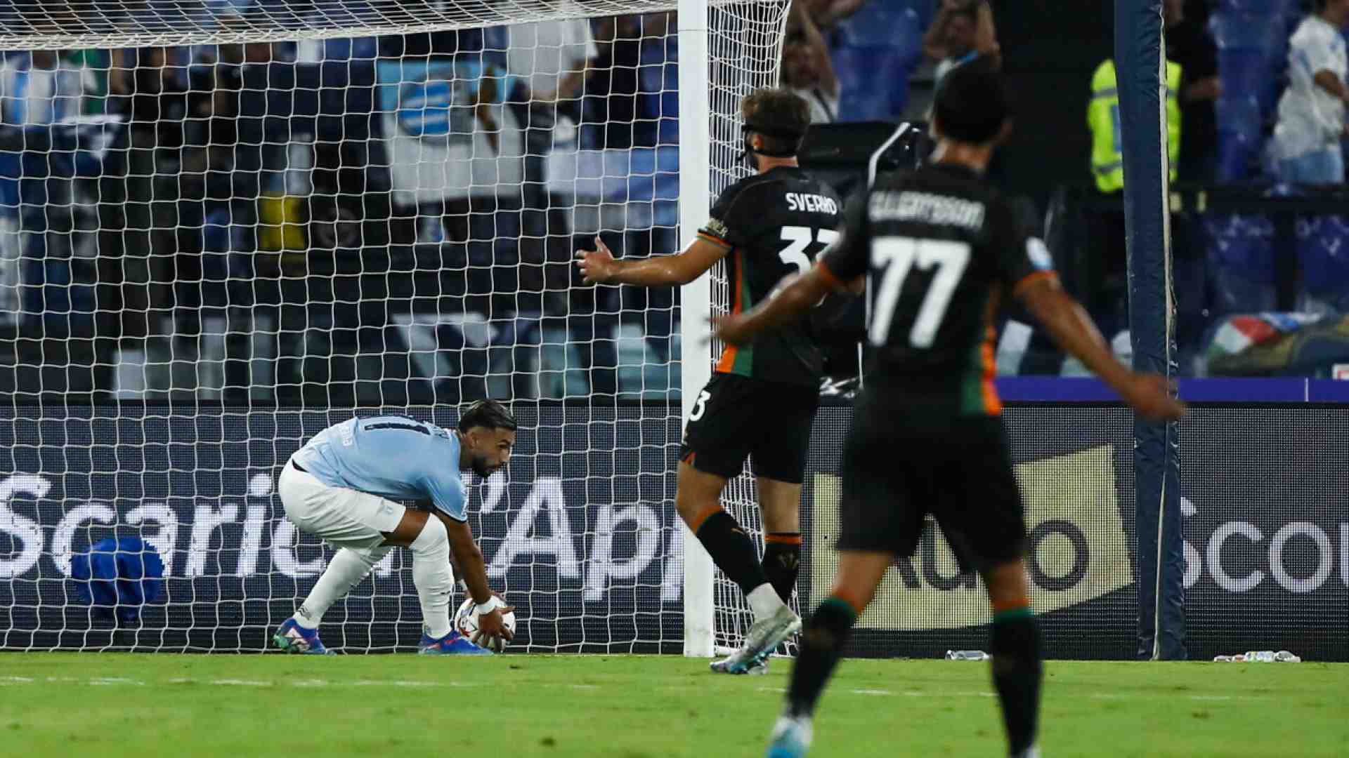 Immagine di Nel calcio si gioca troppo e si litiga sui calendari
