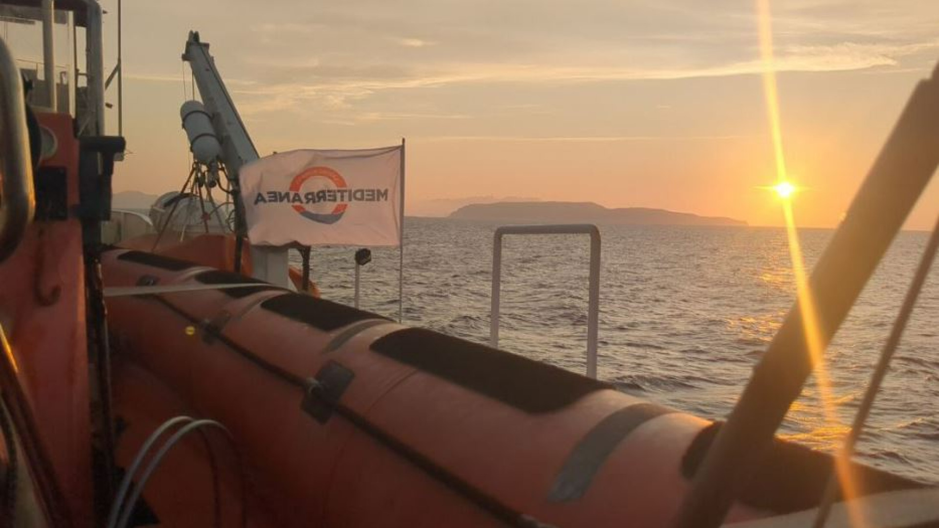 Immagine di Nuova missione per la Mare Jonio. Con Migrantes e la benedizione del Papa