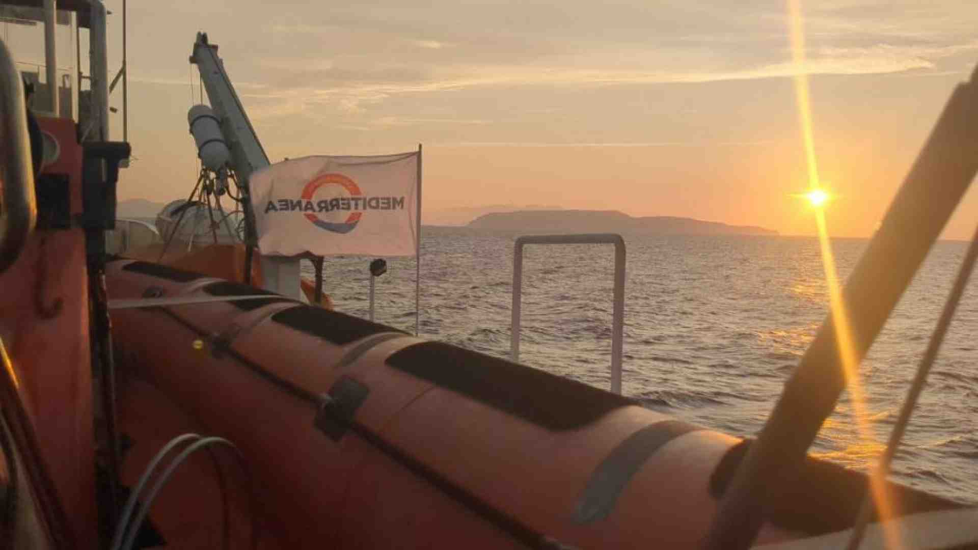 Immagine di Nuova missione per la Mare Jonio. Con Migrantes e la benedizione del Papa