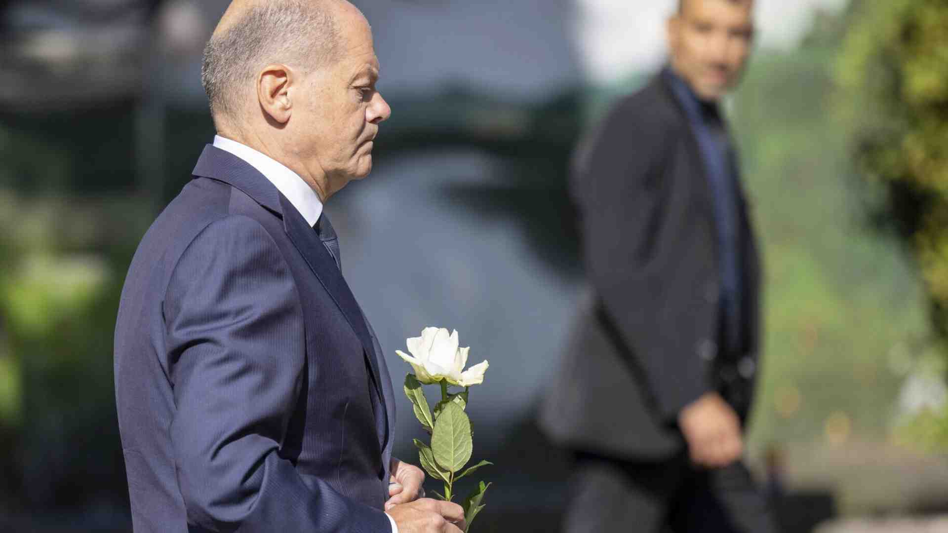 Immagine di Nel lutto di Solingen, coltelli ed espulsioni segnano i politici tedeschi