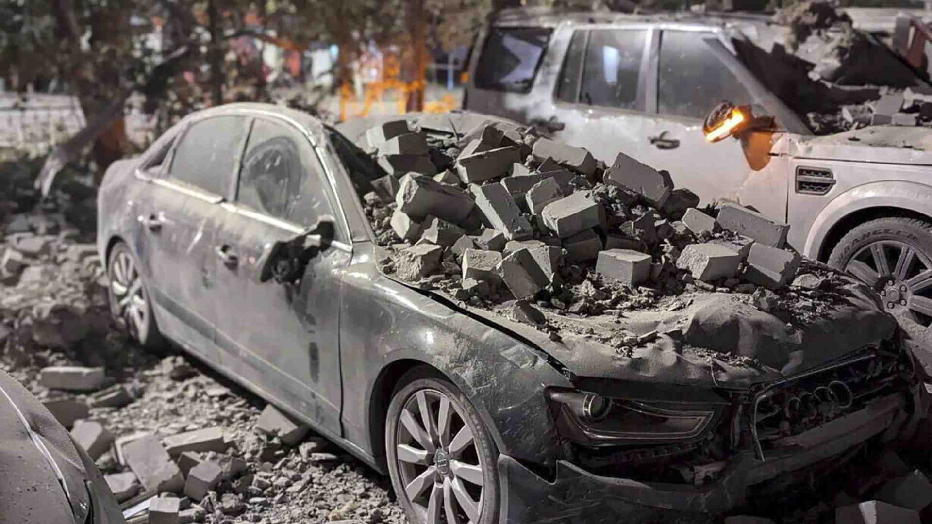 Immagine di Continua l'attacco di Putin contro l'Ucraina: nella notte missili e droni in diverse città