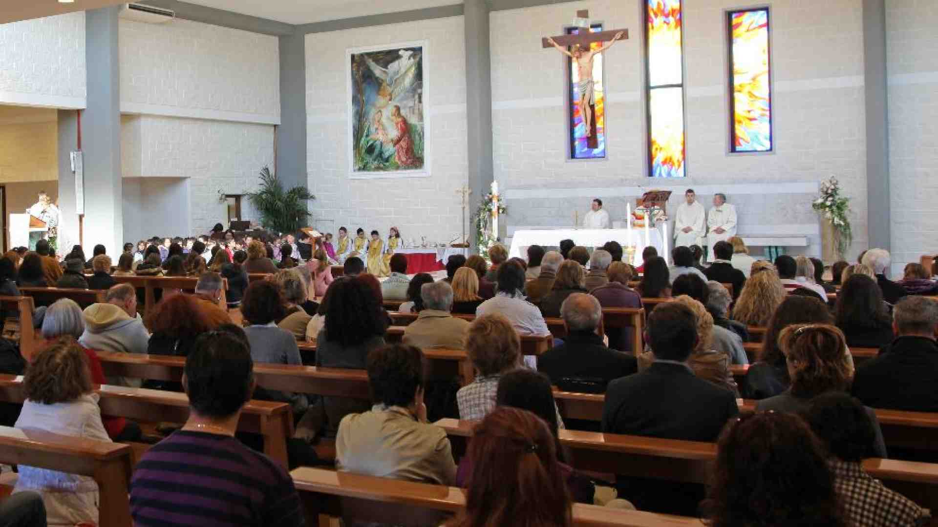 Immagine di Sinfonia di Parola, arte e canto. E la liturgia si trasforma in vita