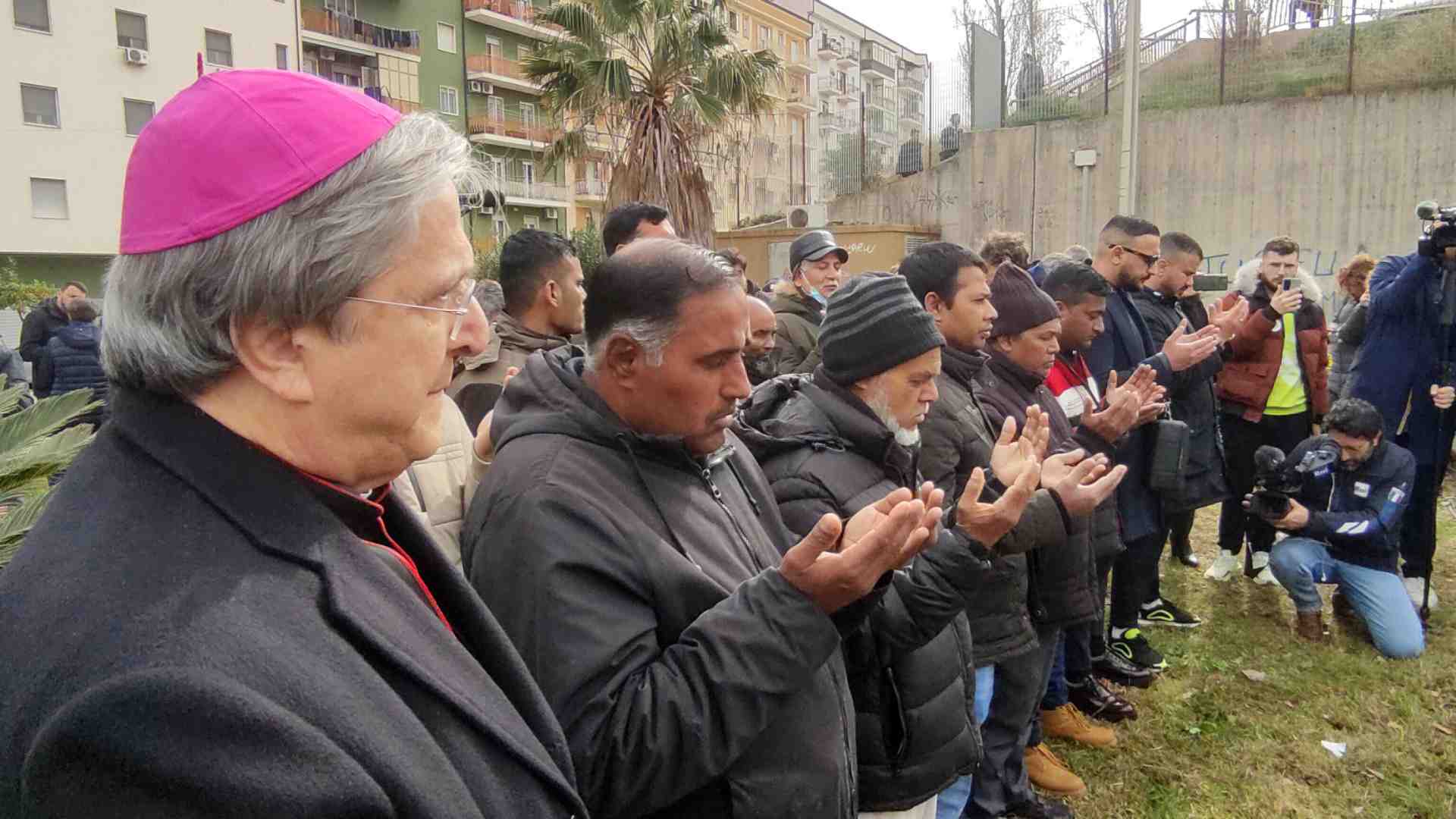 Immagine di Auguri a monsignor Savino