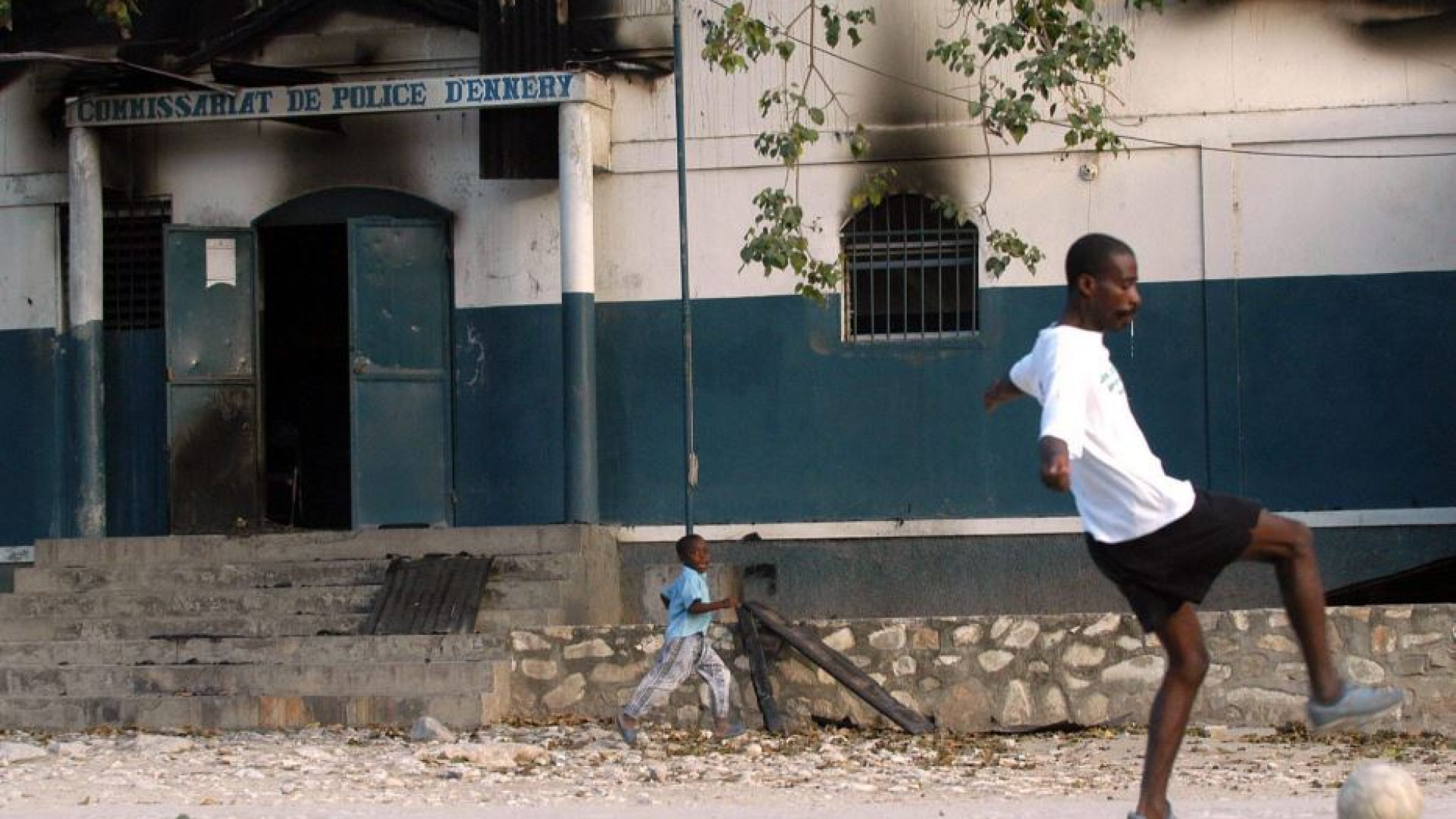 Immagine di La pace a Cité Soleil può cominciare dal calcio a un pallone