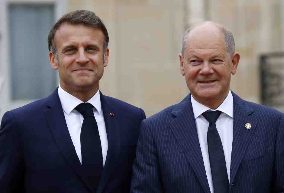 Il presidente francese Macron riceve i capi di stato prima della cerimonia di apertura delle Olimpiadi (Antoine Gyori - Corbis via Getty)&nbsp;<br />