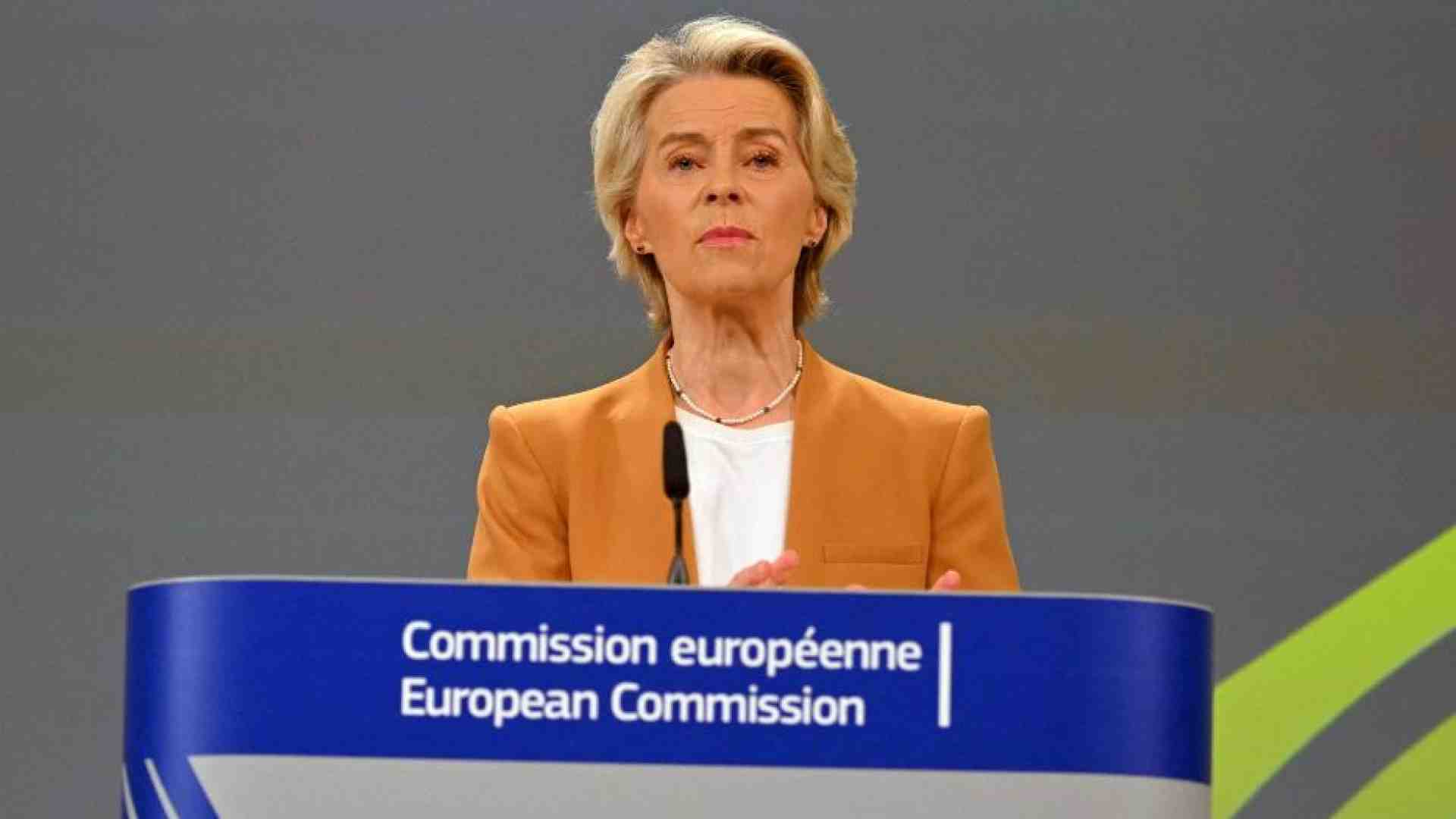 Immagine di Commissione Ue, salgono le donne. Von der Leyen: «Determinata sulla parità»