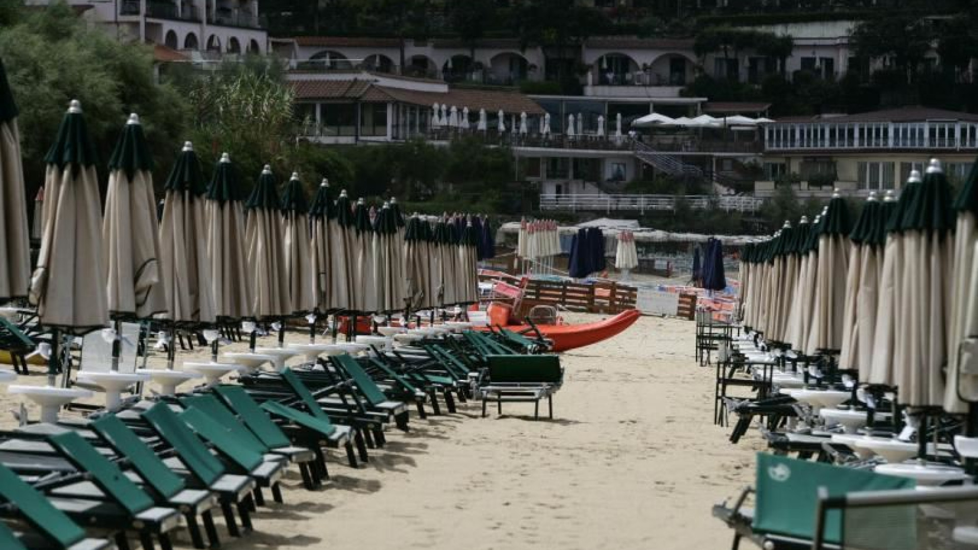 Immagine di Balneari, c’è la proroga a settembre 2027. Caso chiuso dopo l’accordo con l’Europa