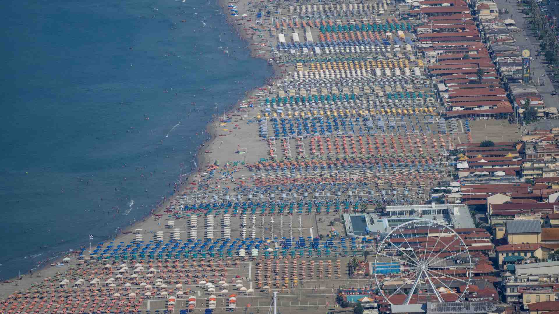 Immagine di Aumentano i crimini nei mari: una violazione ogni 119 metri di costa