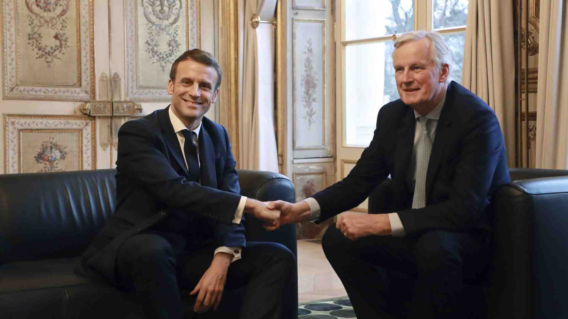 Immagine di Macron nomina Michel Barnier primo ministro