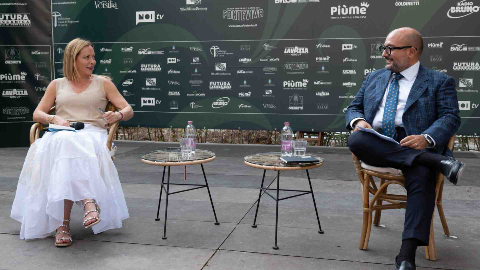 Immagine di Riunioni d’urgenza, linea di difesa e cedimenti: così Meloni decide il destino di Sangiuliano