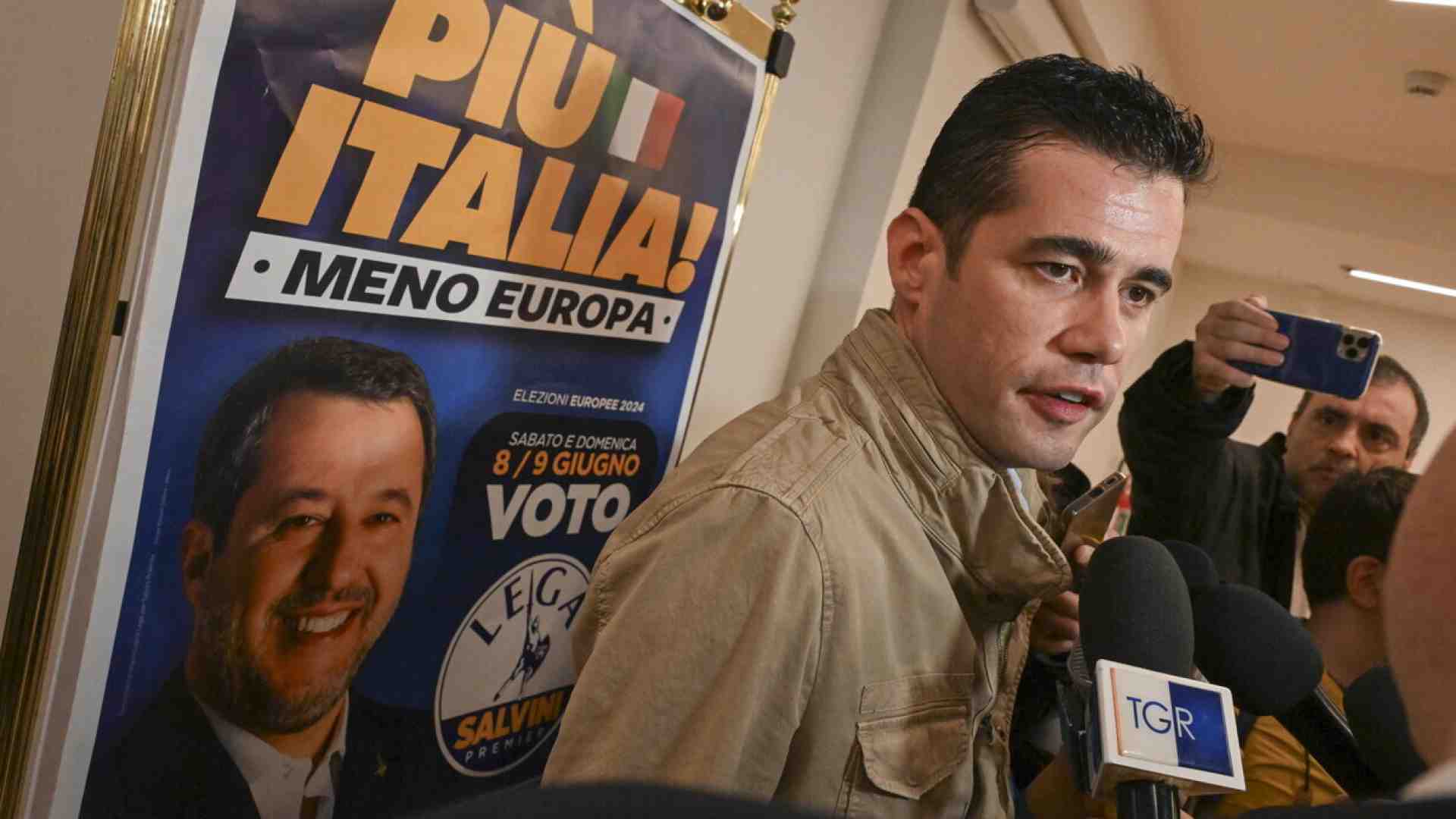 Immagine di Crippa (Lega): "Caro Tajani, abolire il canone si può. Rai mediocre, privatizzare non è un tabù”